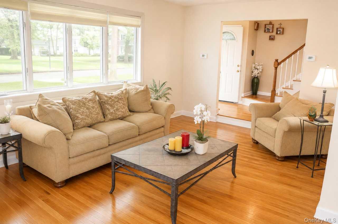 9 Gaston Street Property Photo 3