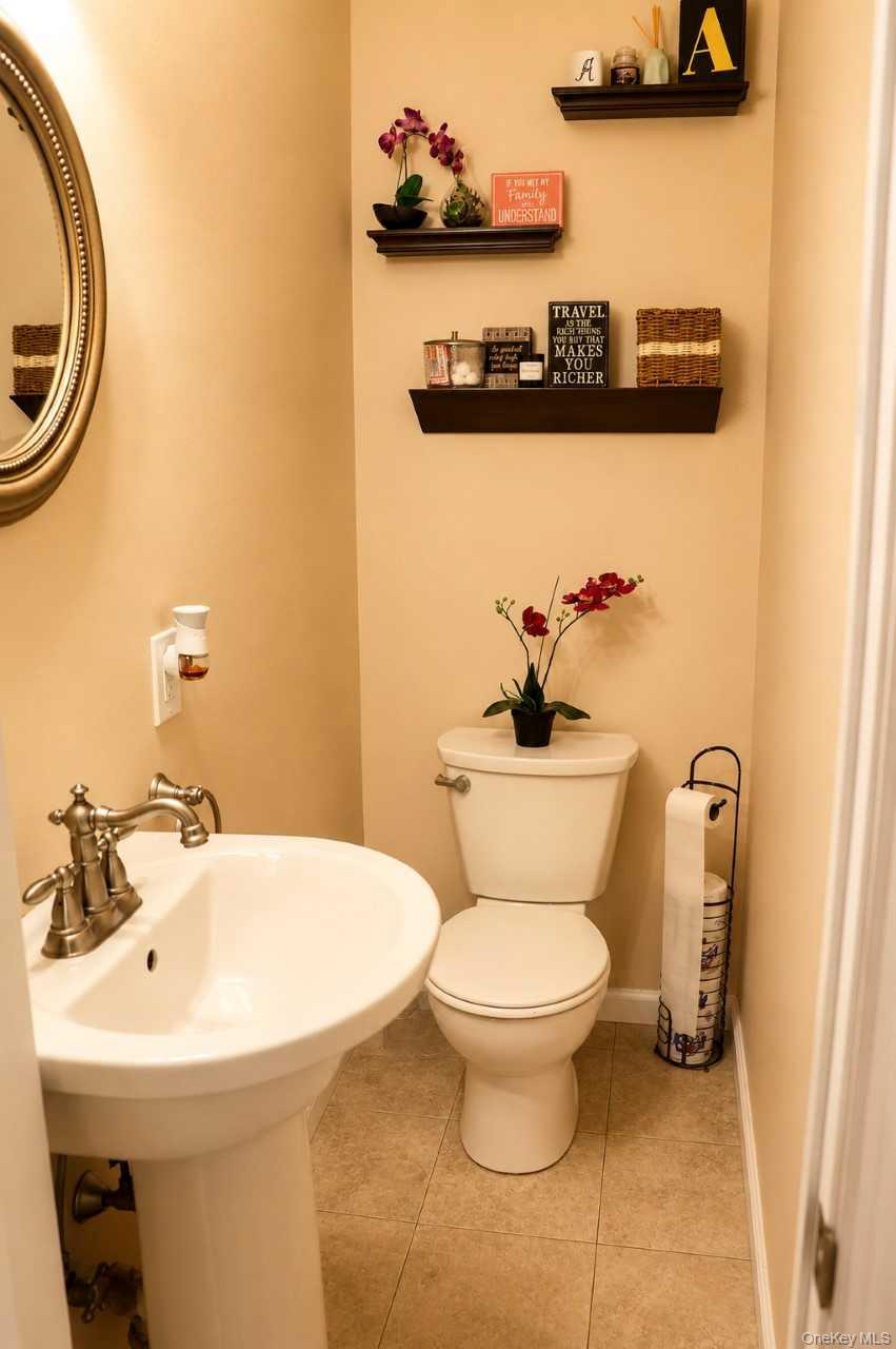 9 Gaston Street Property Photo 14