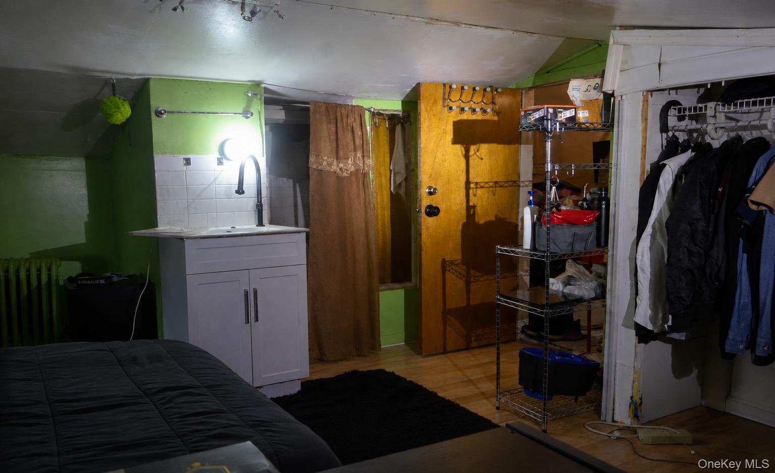 289 New Jersey Avenue Property Photo 18