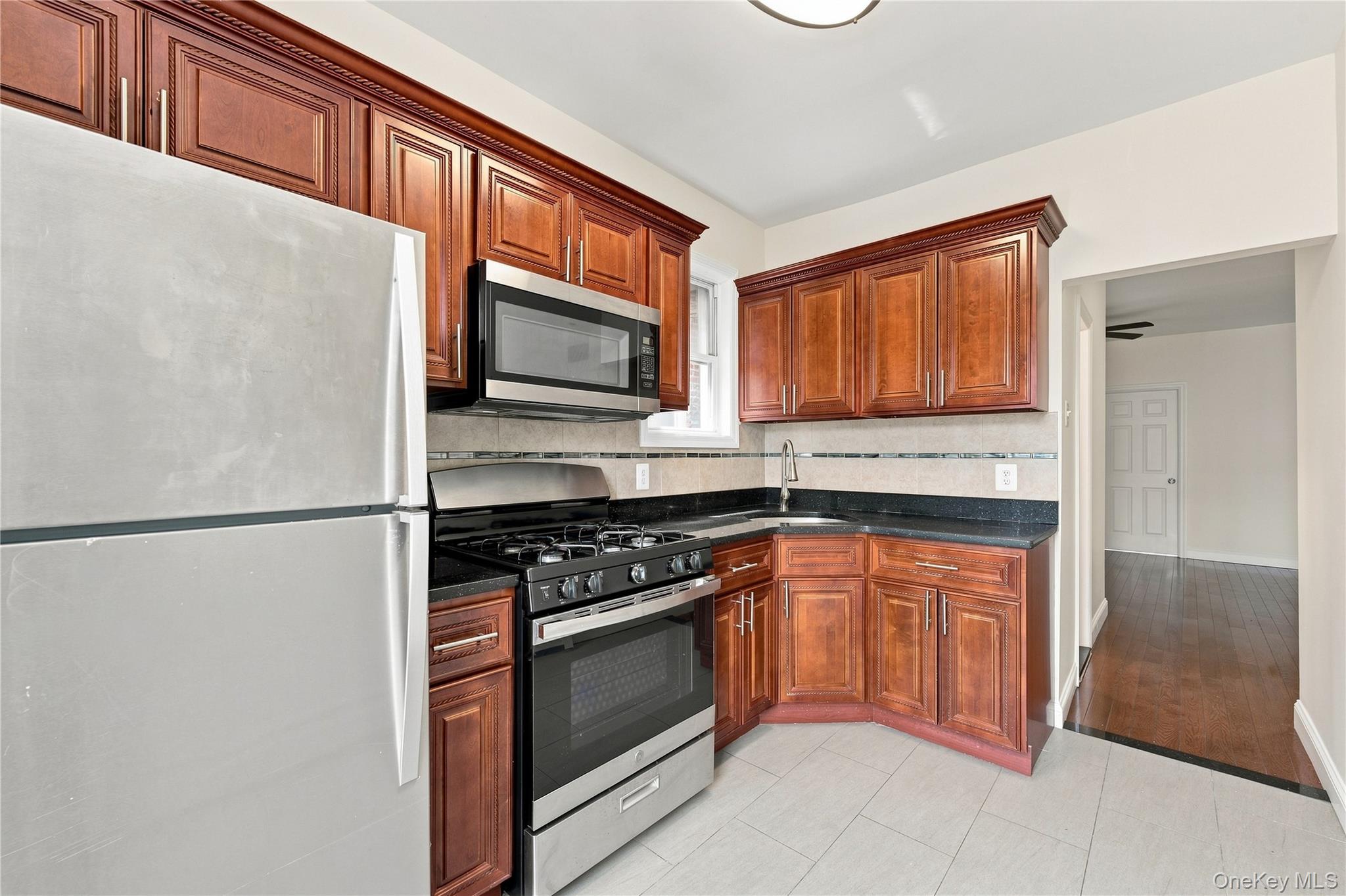 5118 48th Street Property Photo 6