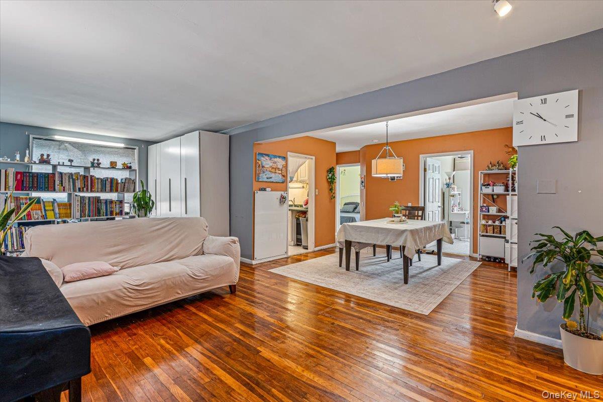 224-24 Union Street 4r Property Photo 1