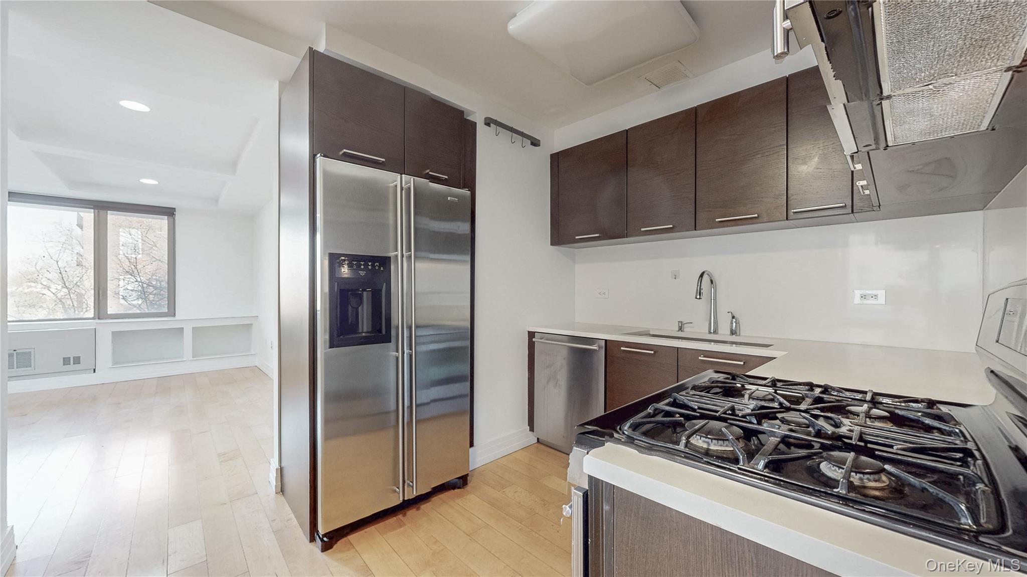 64-05 Yellowstone Boulevard 409s Property Photo 6