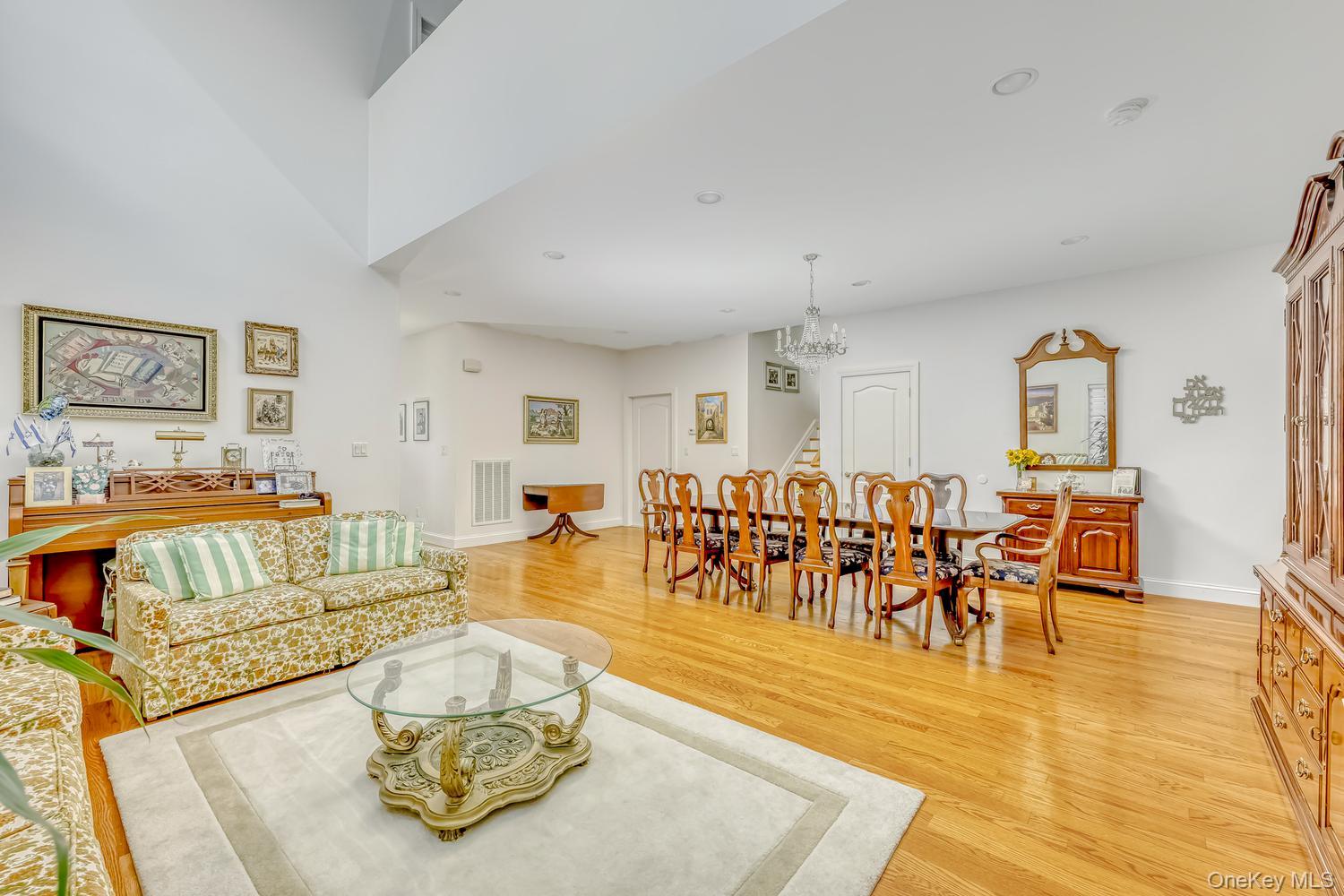 22 Westminster Way Property Photo 7