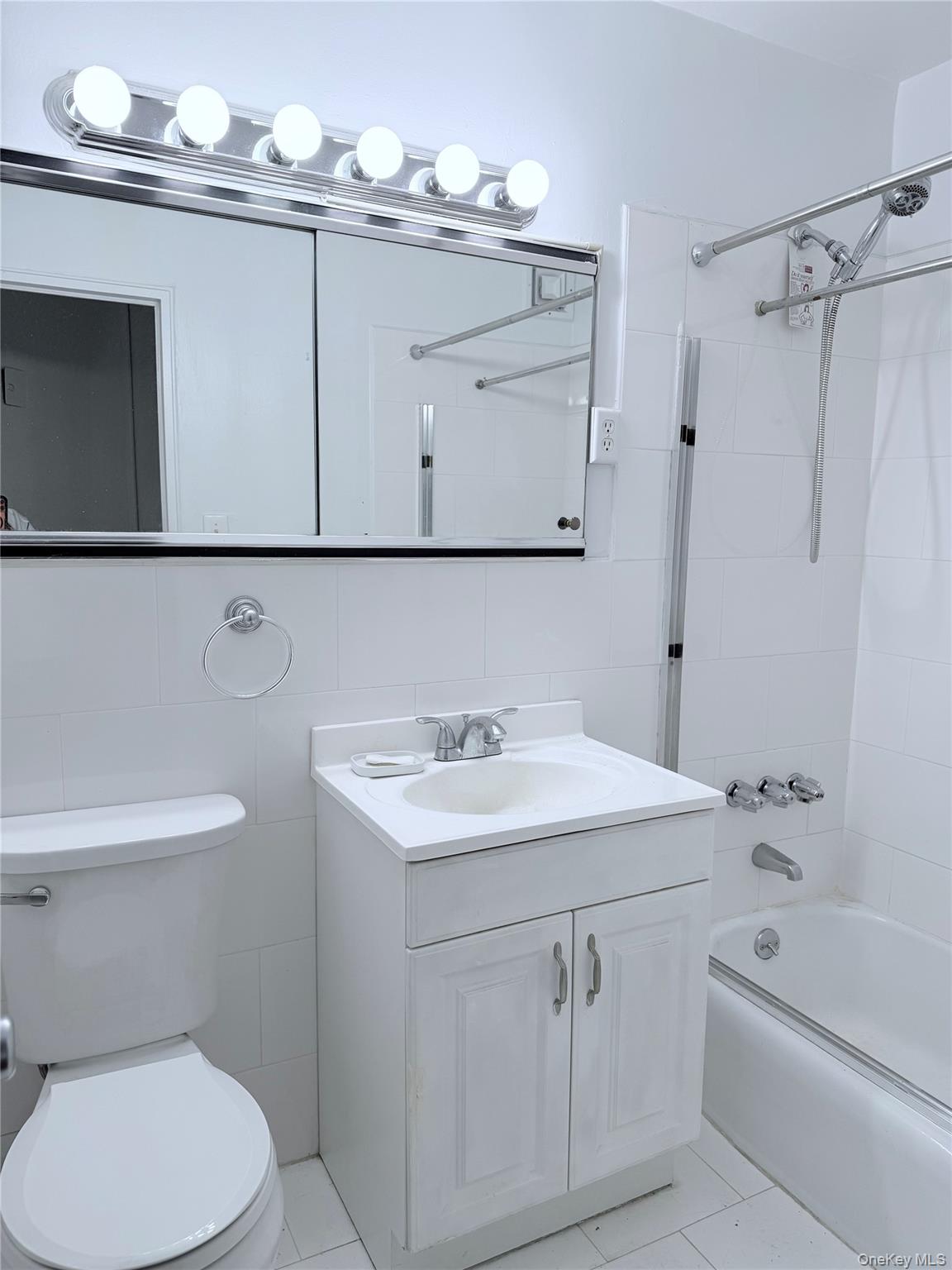 8515 Main Street 9b Property Photo 10