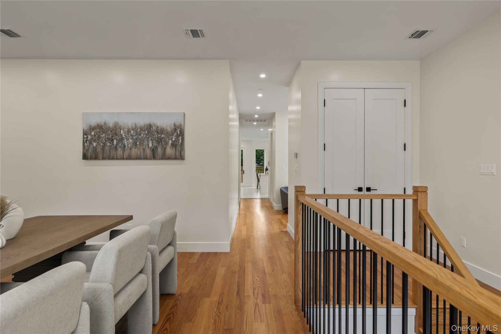 30 E Castle Avenue #101 Property Photo 16