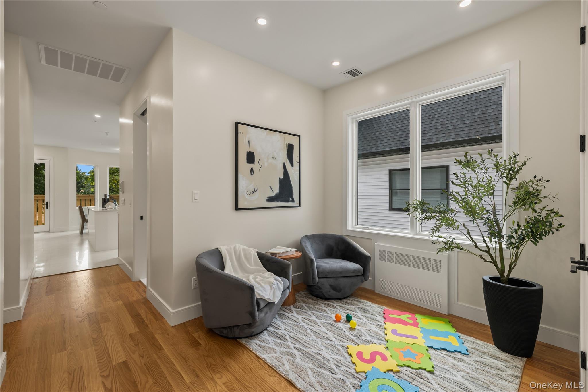 30 E Castle Avenue #101 Property Photo 17