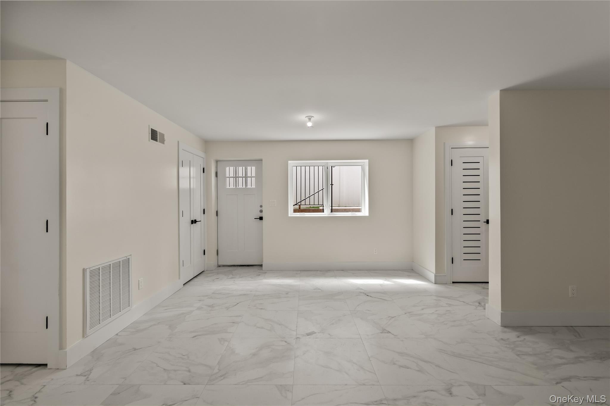 30 E Castle Avenue #101 Property Photo 40