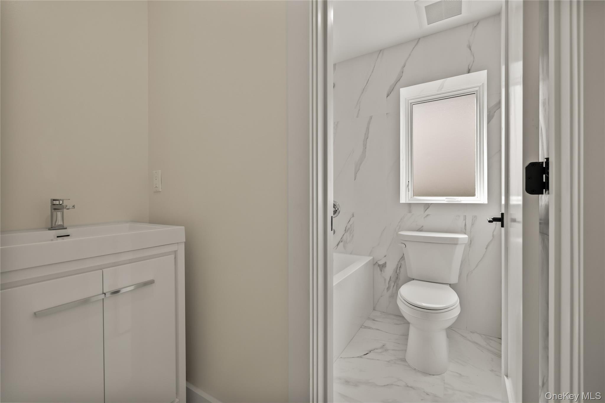 30 E Castle Avenue #101 Property Photo 44