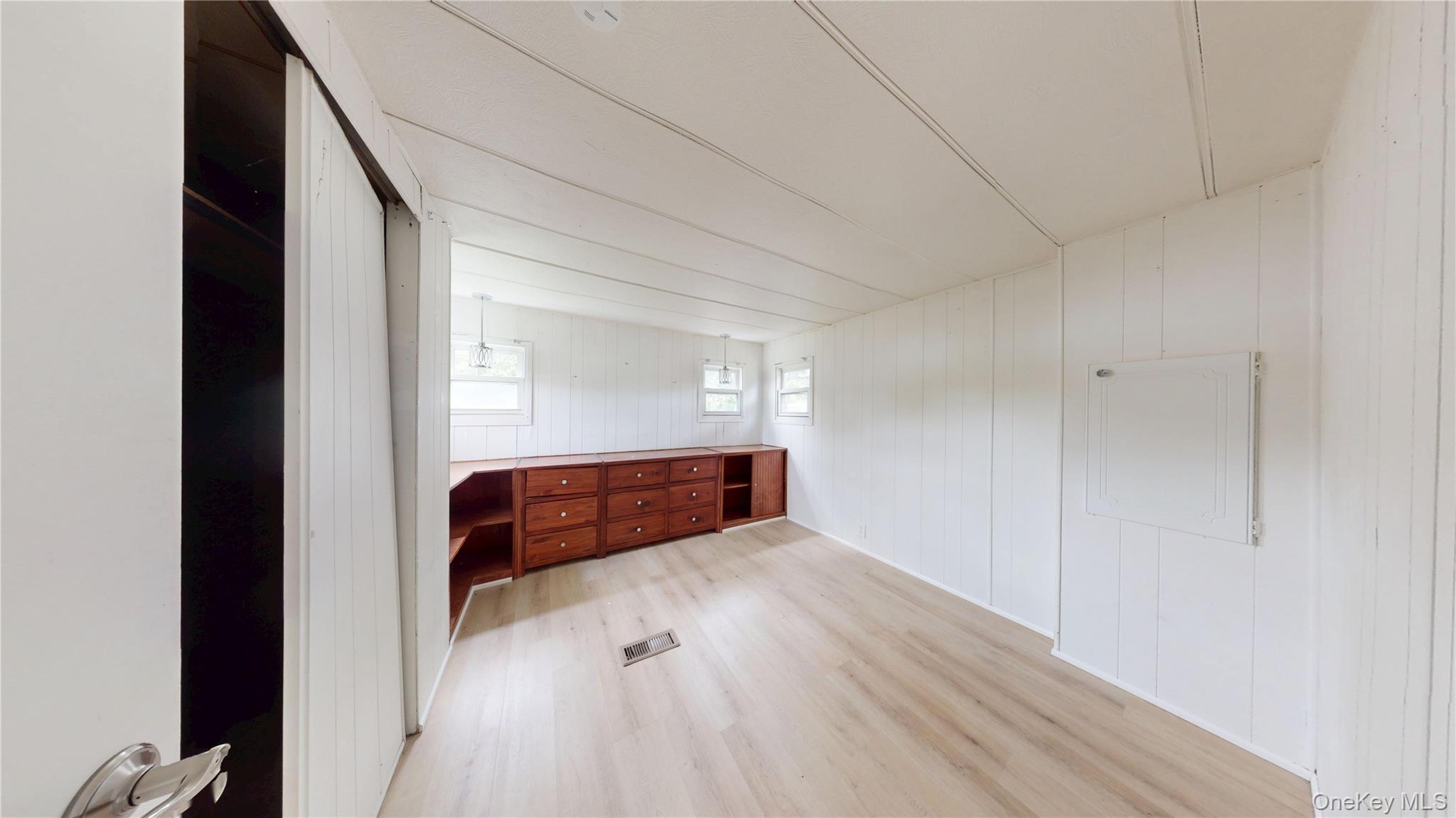 39 Valley Forge Drive Property Photo 12