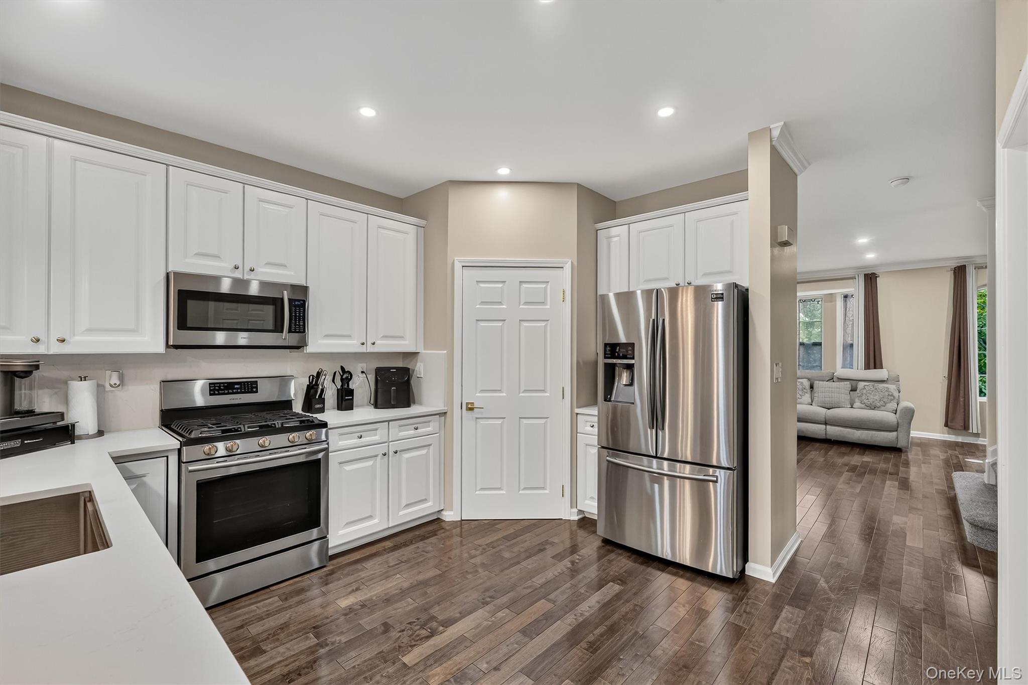 7 Gillian Court Property Photo 16