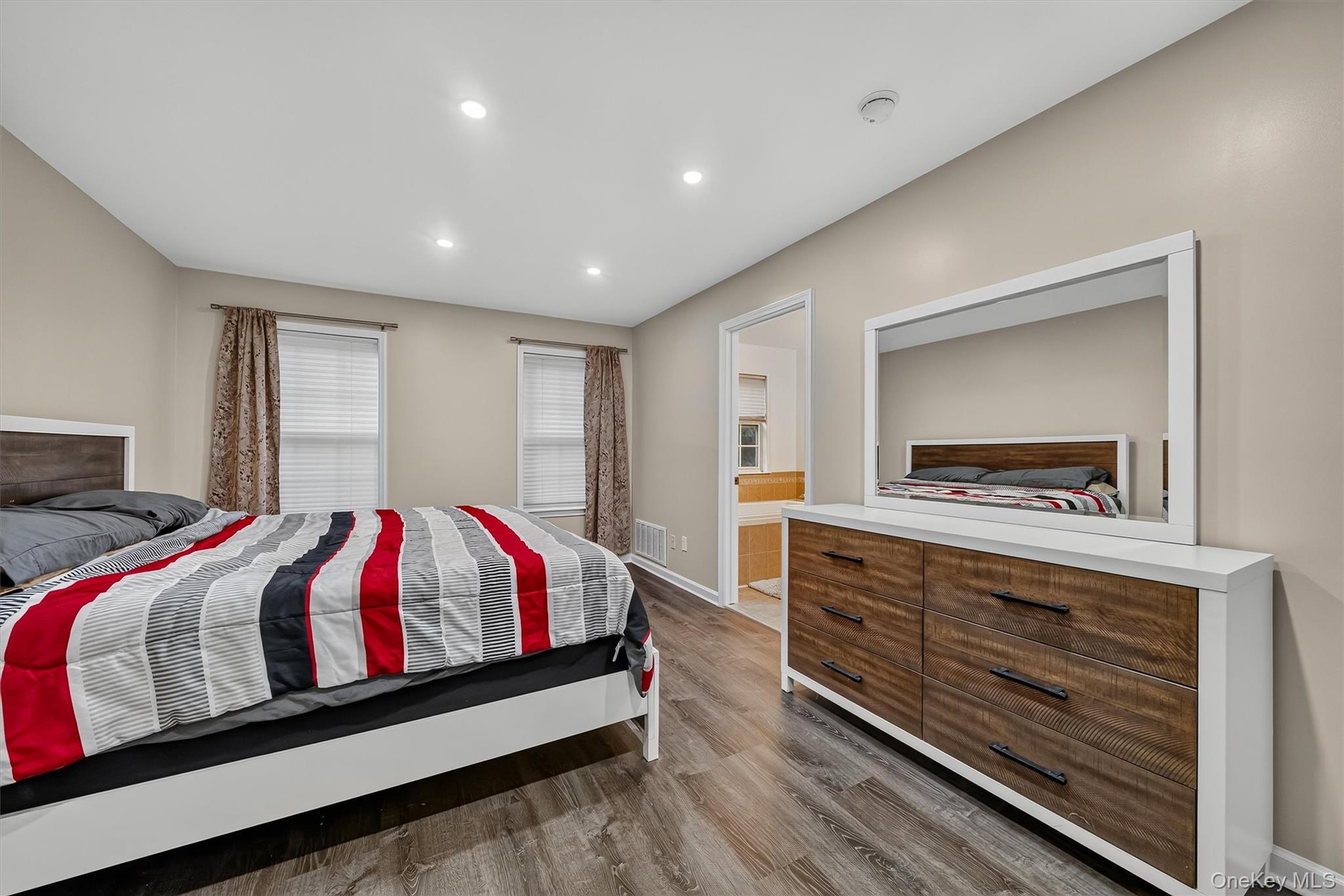 7 Gillian Court Property Photo 28