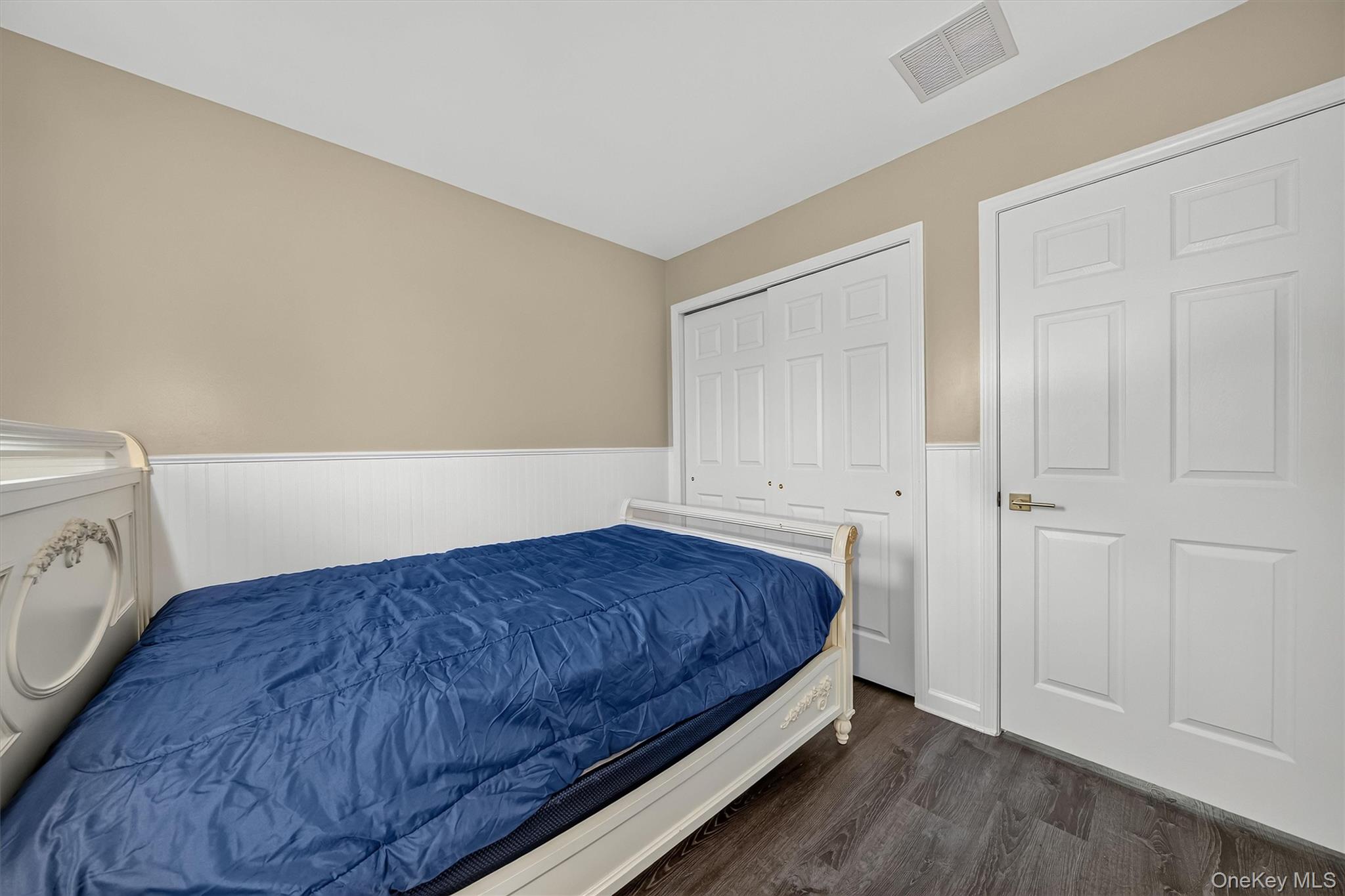 7 Gillian Court Property Photo 34