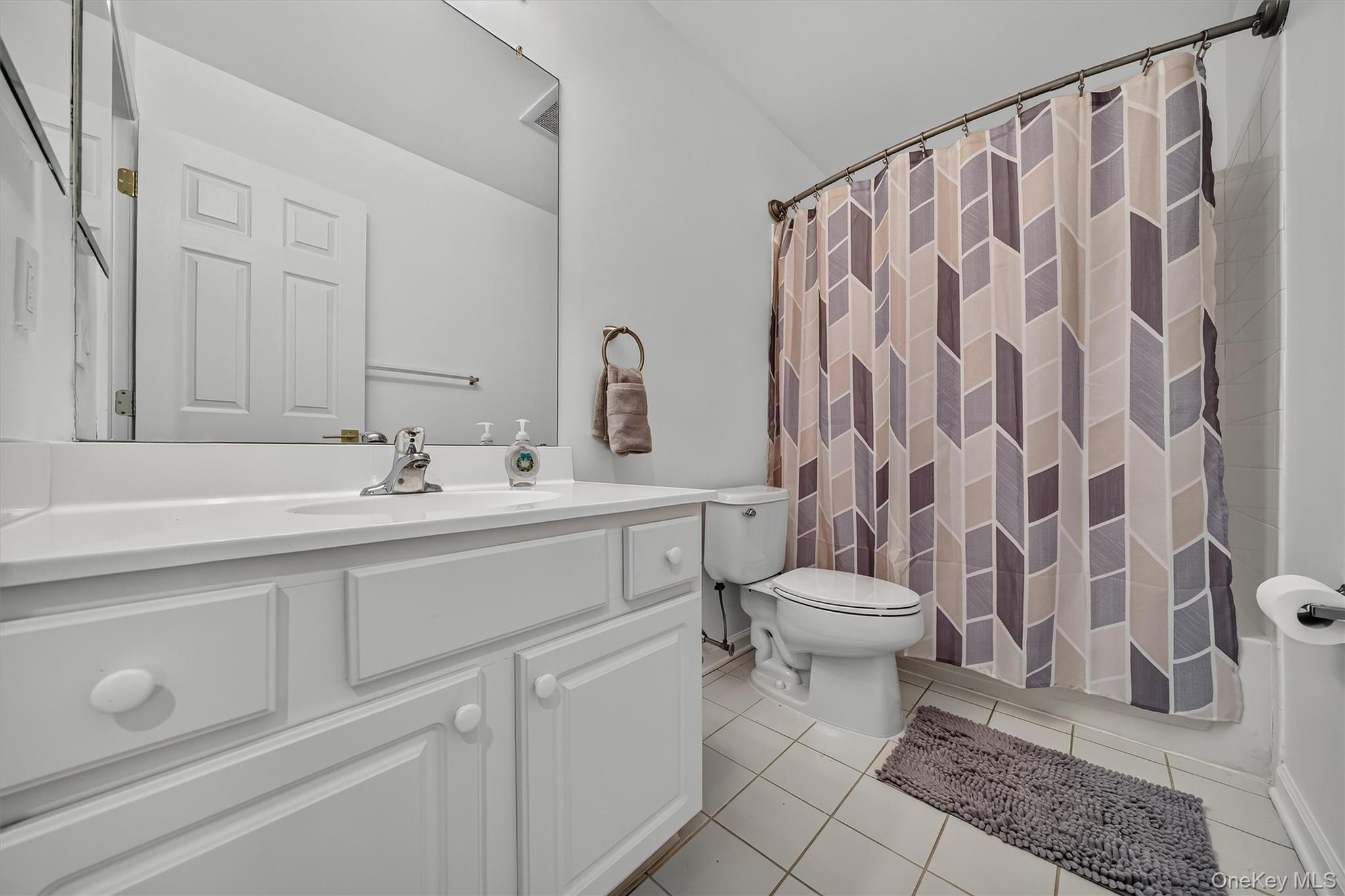 7 Gillian Court Property Photo 35