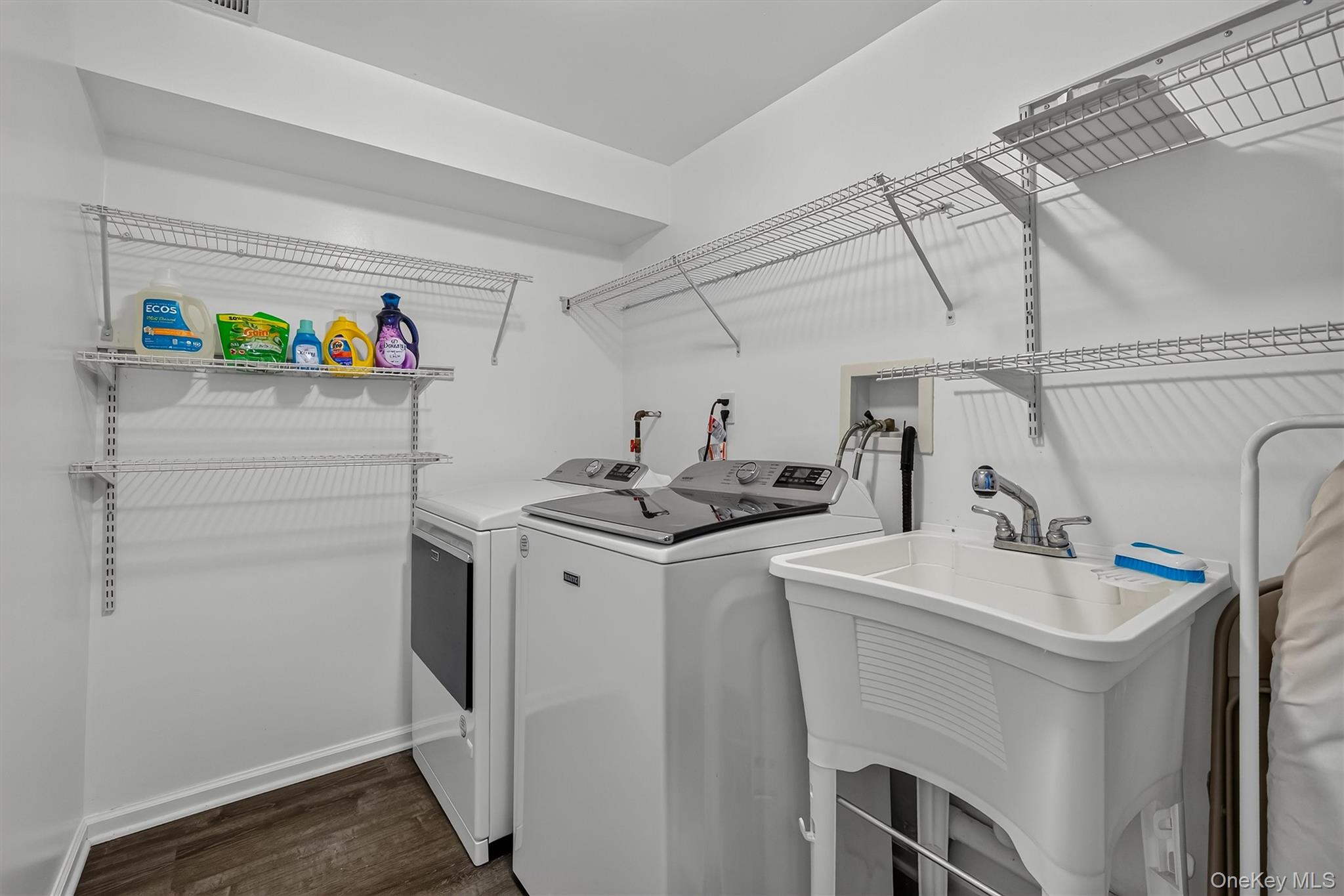 7 Gillian Court Property Photo 40