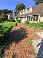 64 Lynwood Drive Property Photo 12