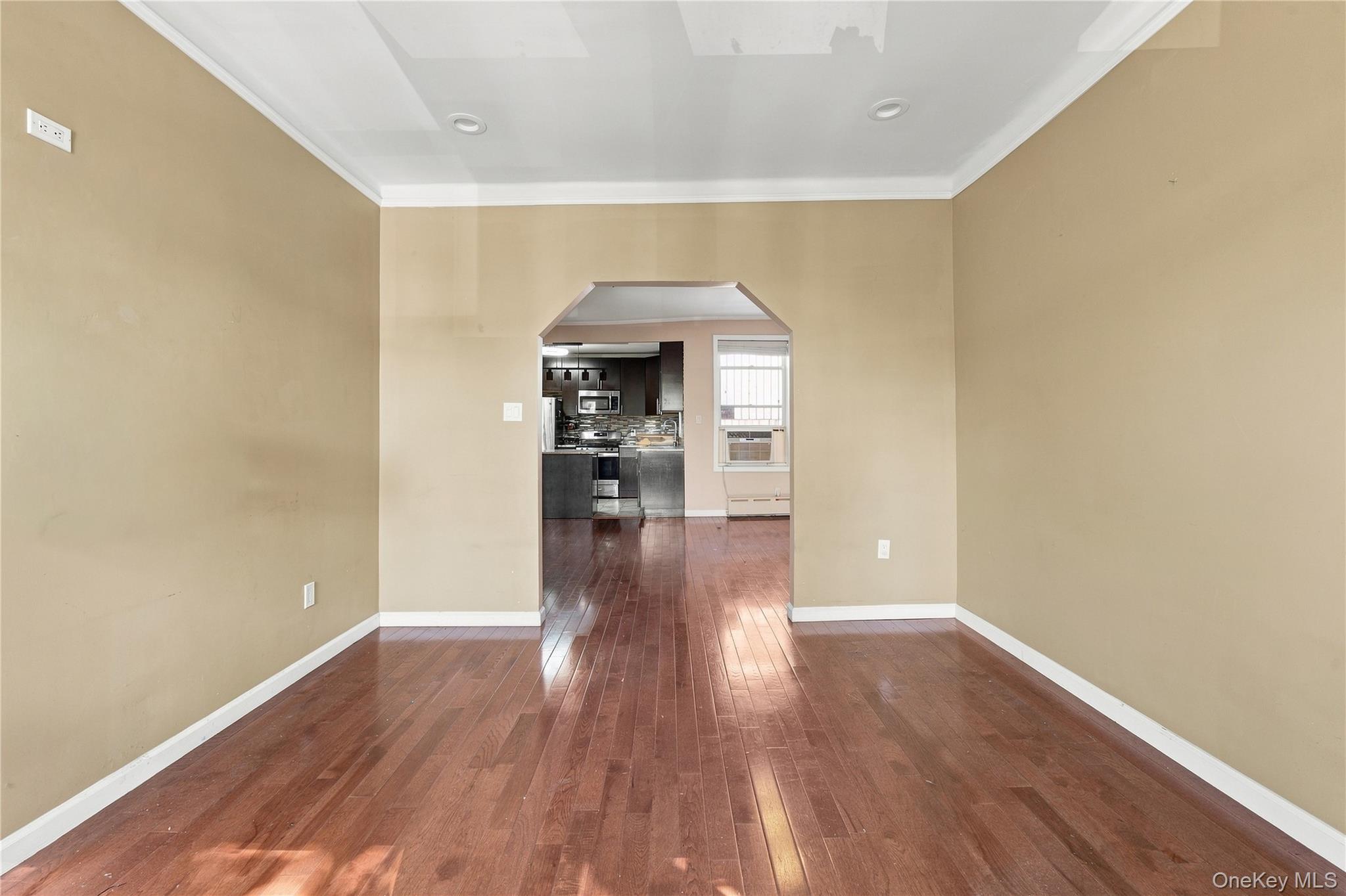 1659 W 3rd Street Property Photo 7