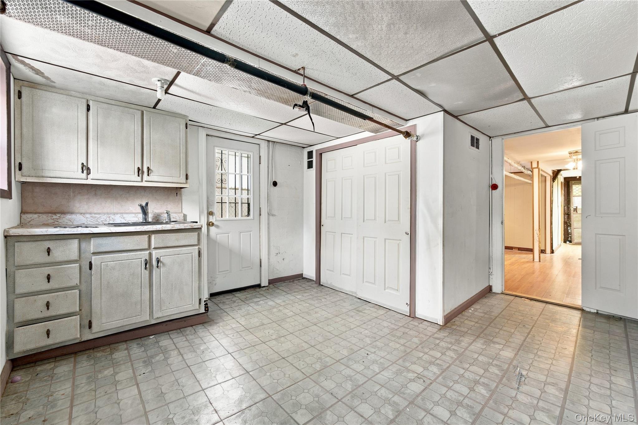 1659 W 3rd Street Property Photo 25