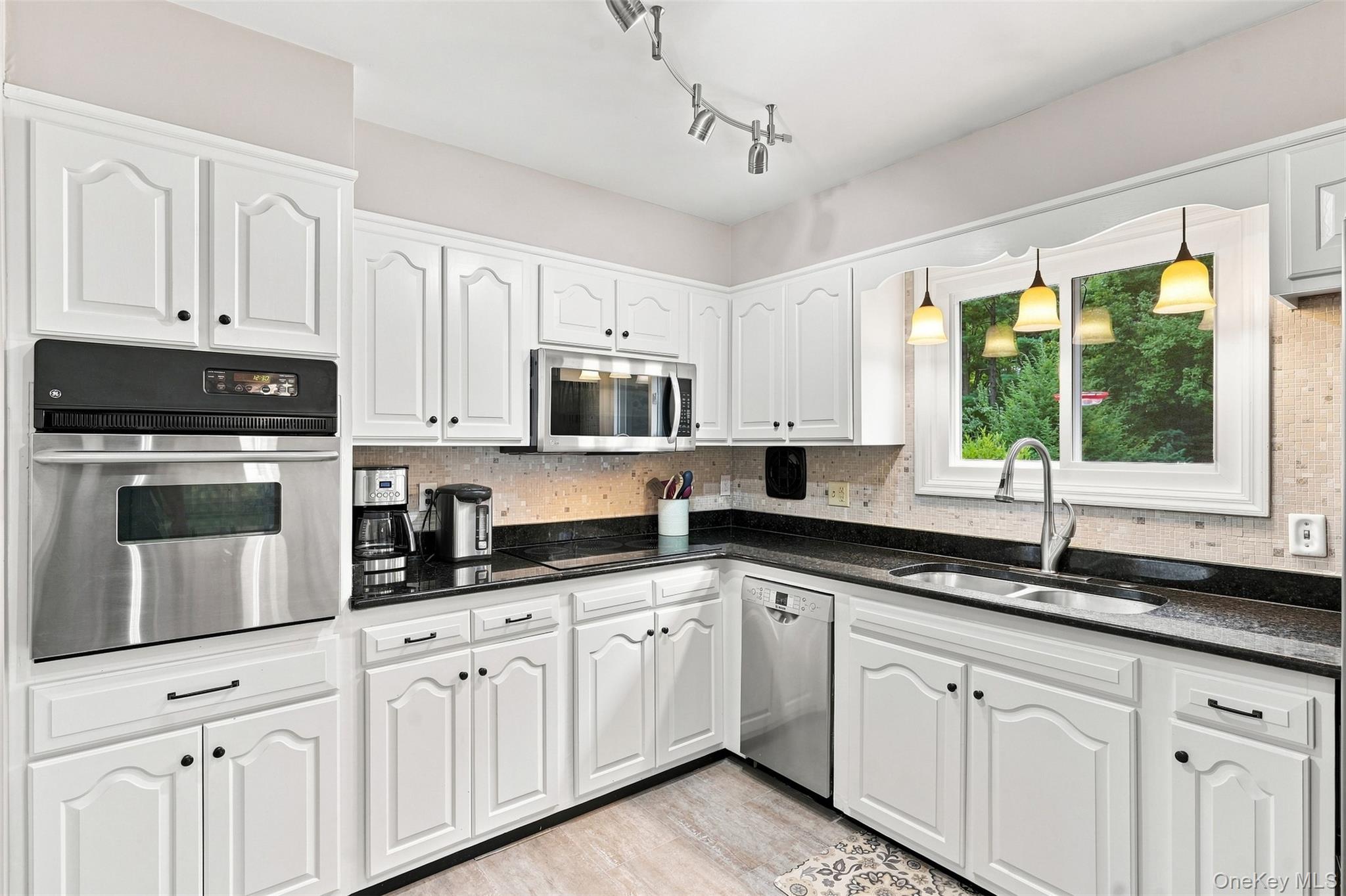 21 Smith Street Property Photo 6