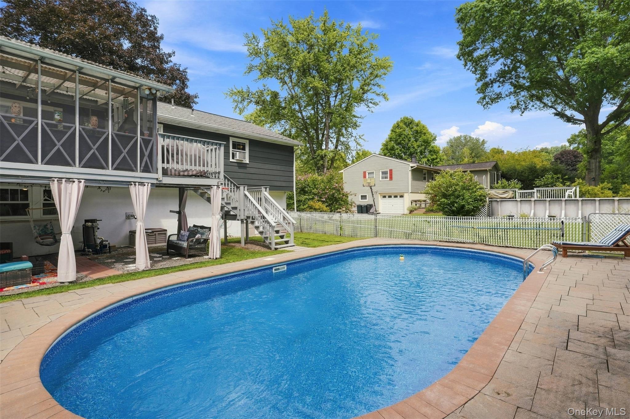 21 Smith Street Property Photo 35