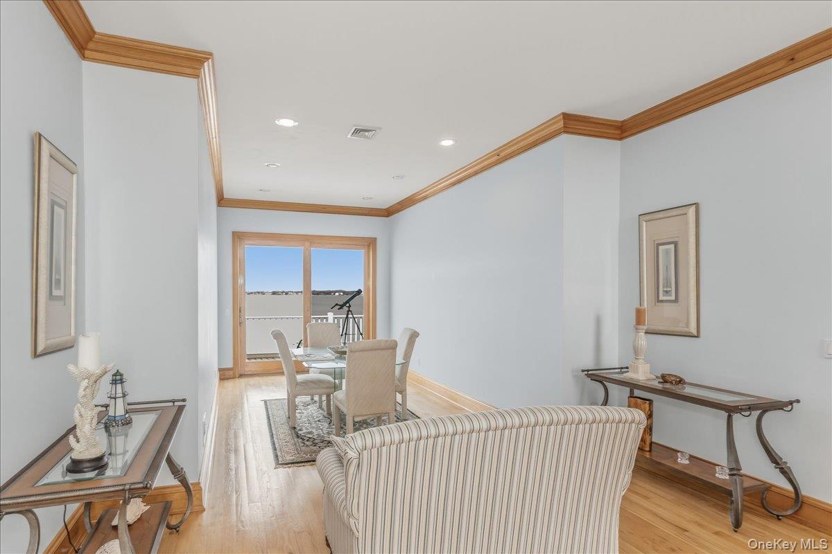 672 Dune Road Property Photo 22