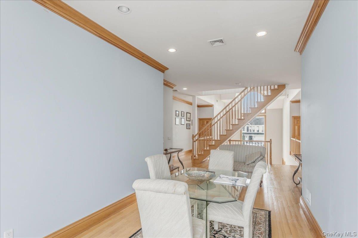 672 Dune Road Property Photo 23