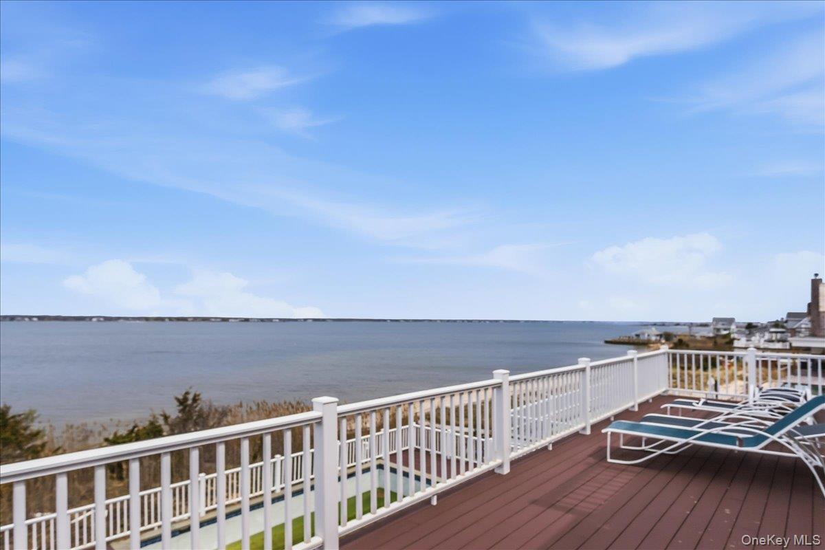 672 Dune Road Property Photo 30