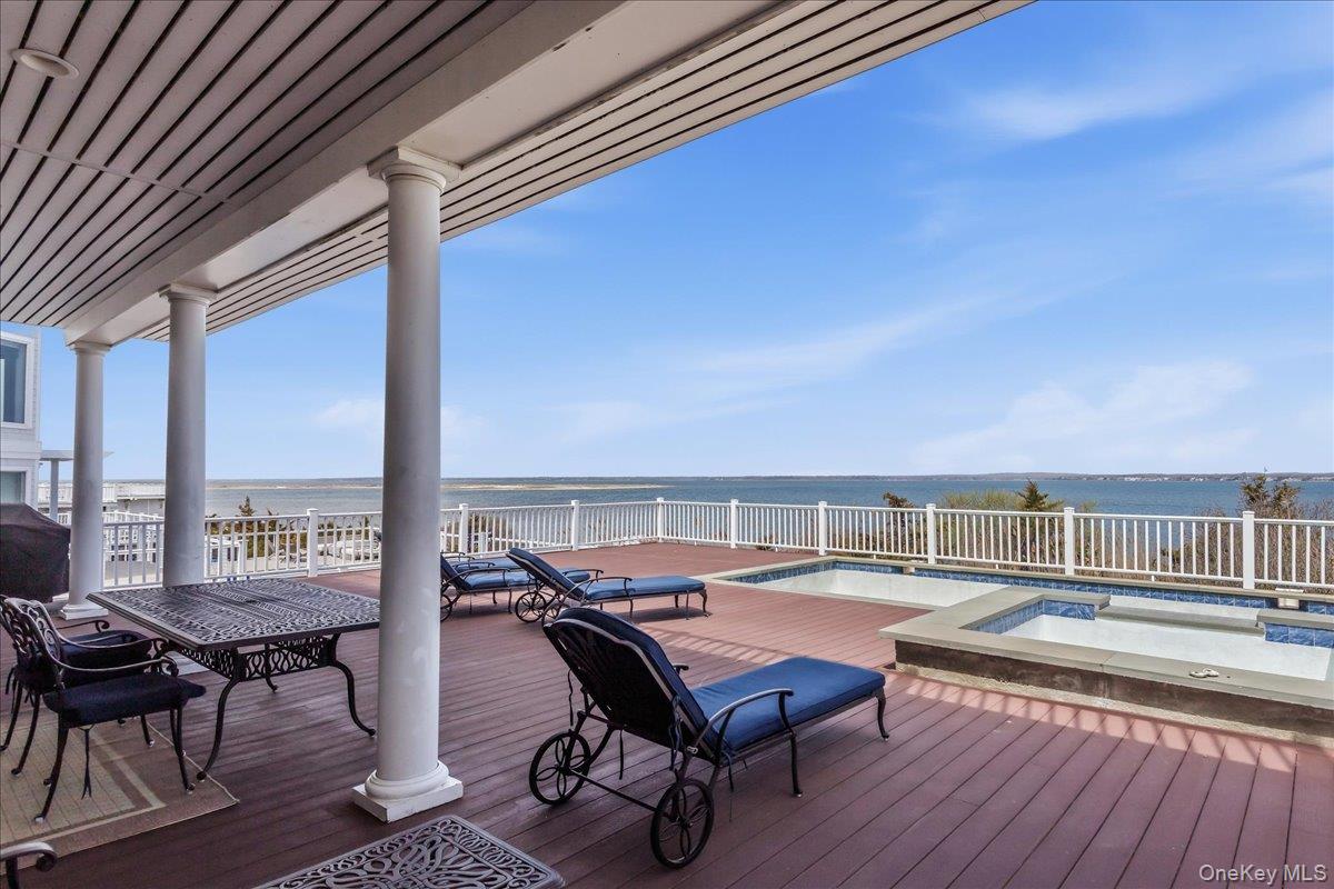 672 Dune Road Property Photo 36