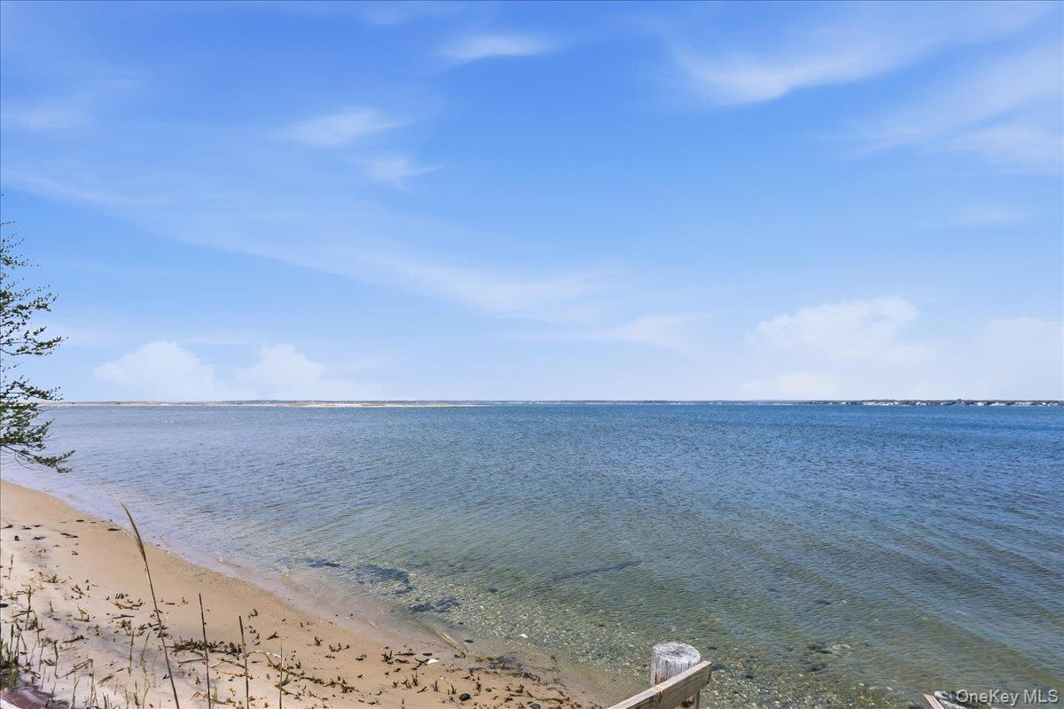 672 Dune Road Property Photo 38