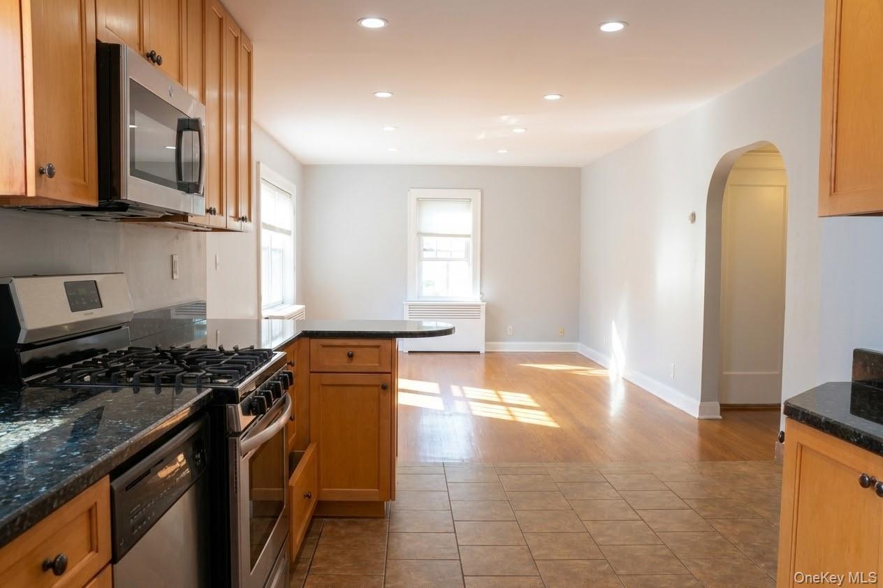 8 Washington Place Property Photo 9