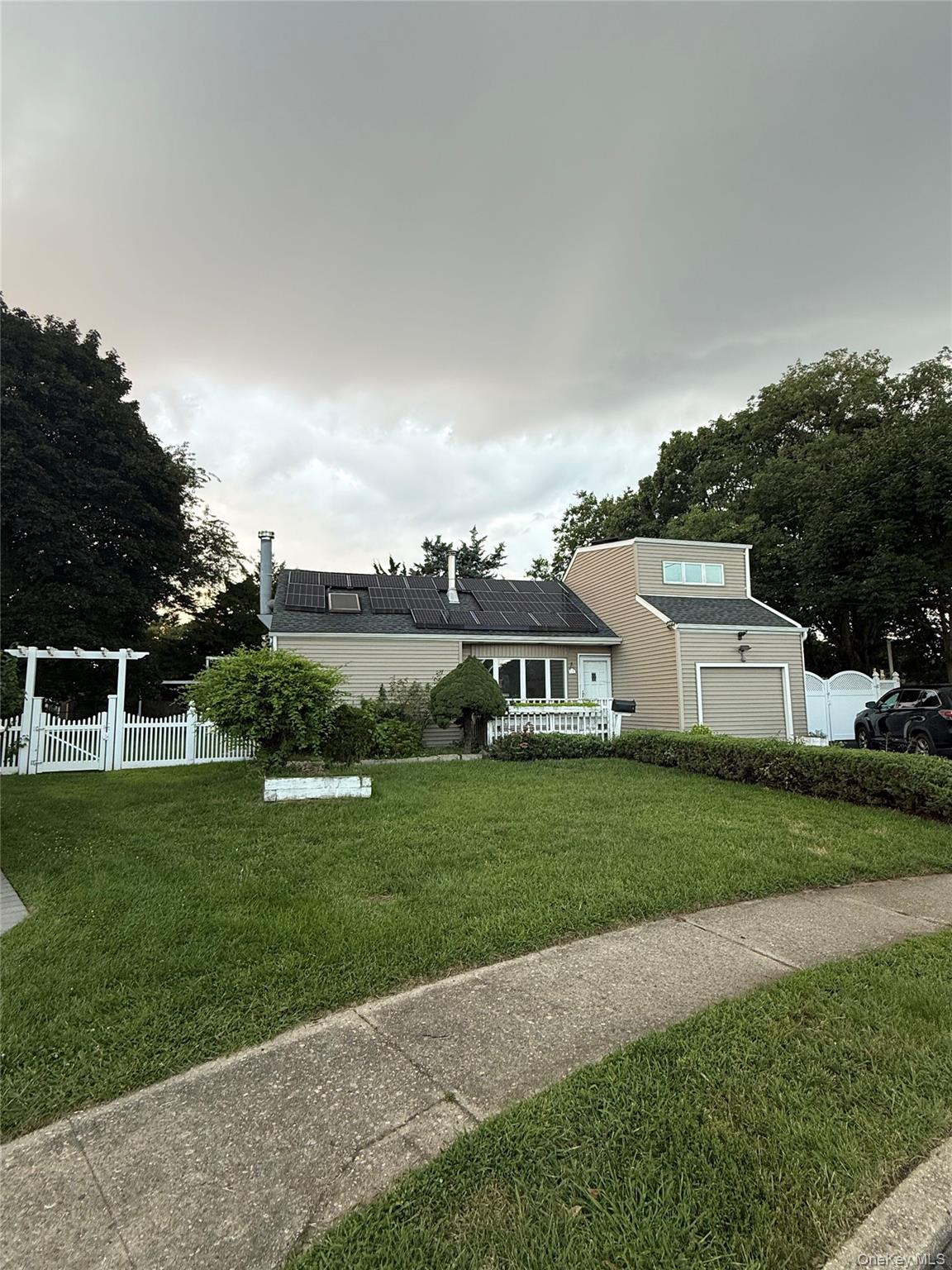 4 Sandy Court Property Photo 1