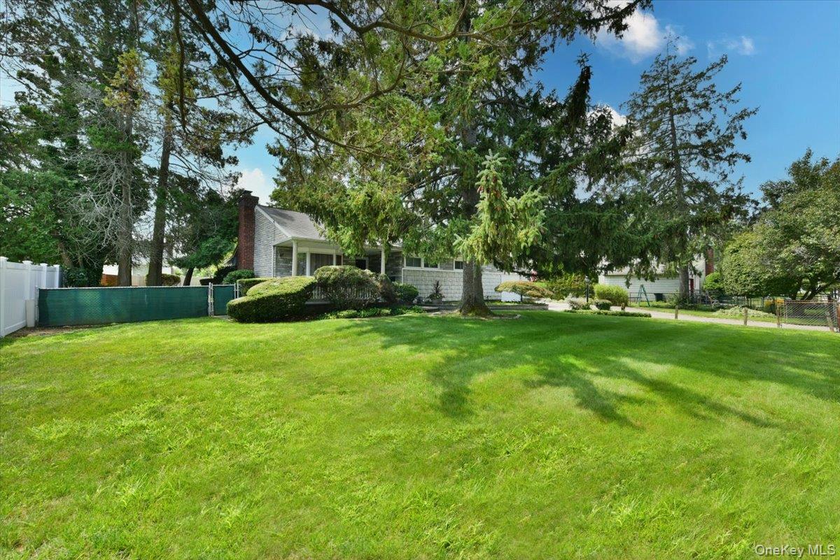 204 Franklin Street Property Photo 6