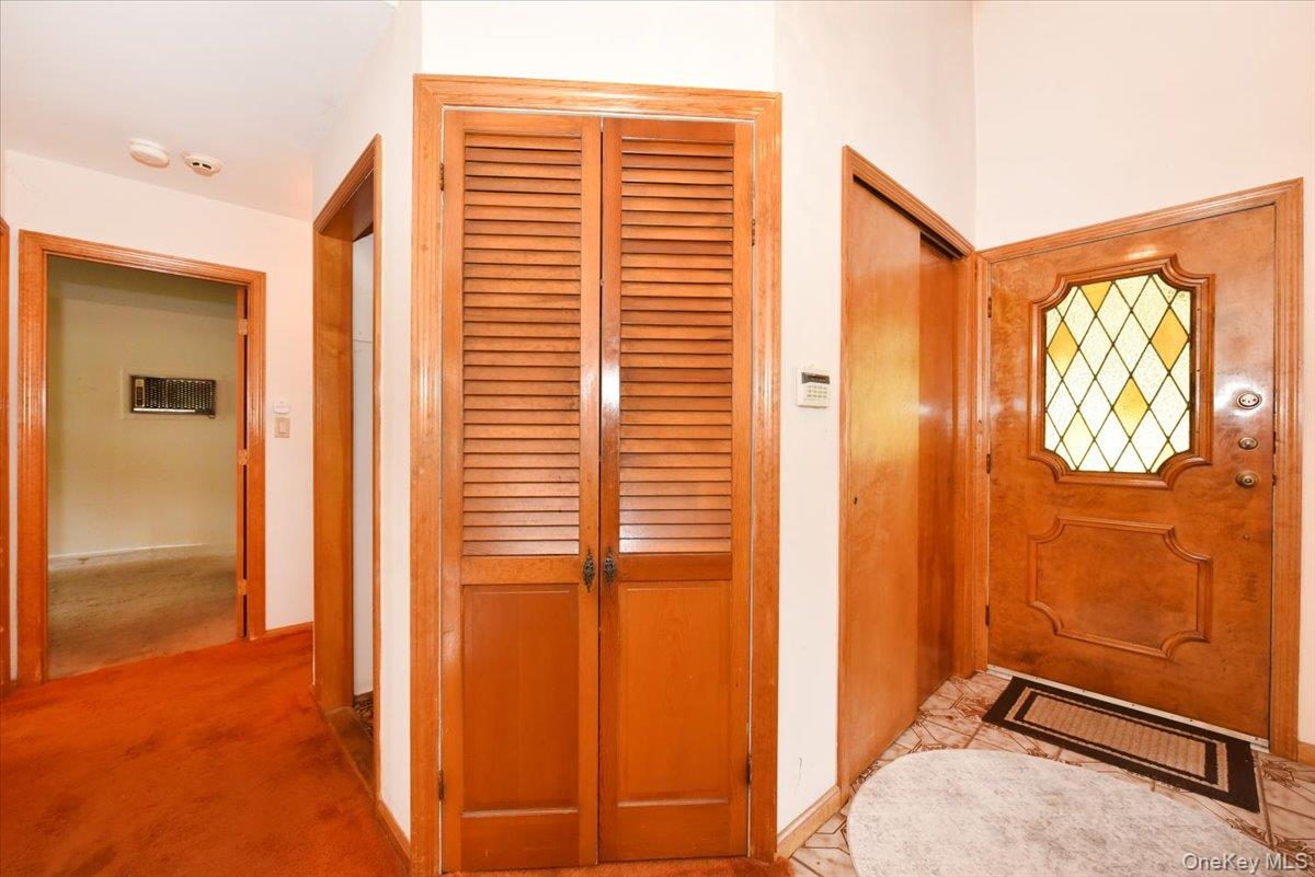 204 Franklin Street Property Photo 8
