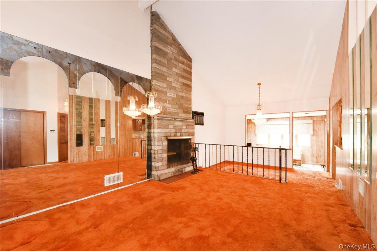 204 Franklin Street Property Photo 9