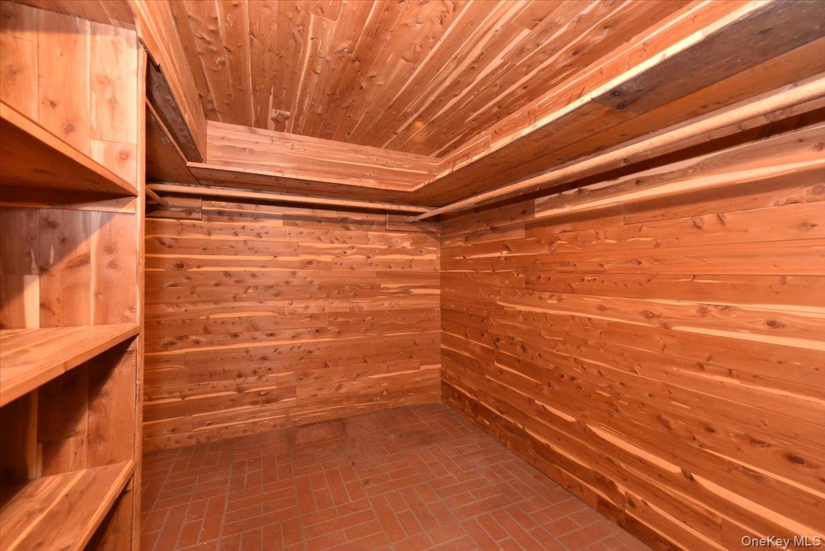 204 Franklin Street Property Photo 27