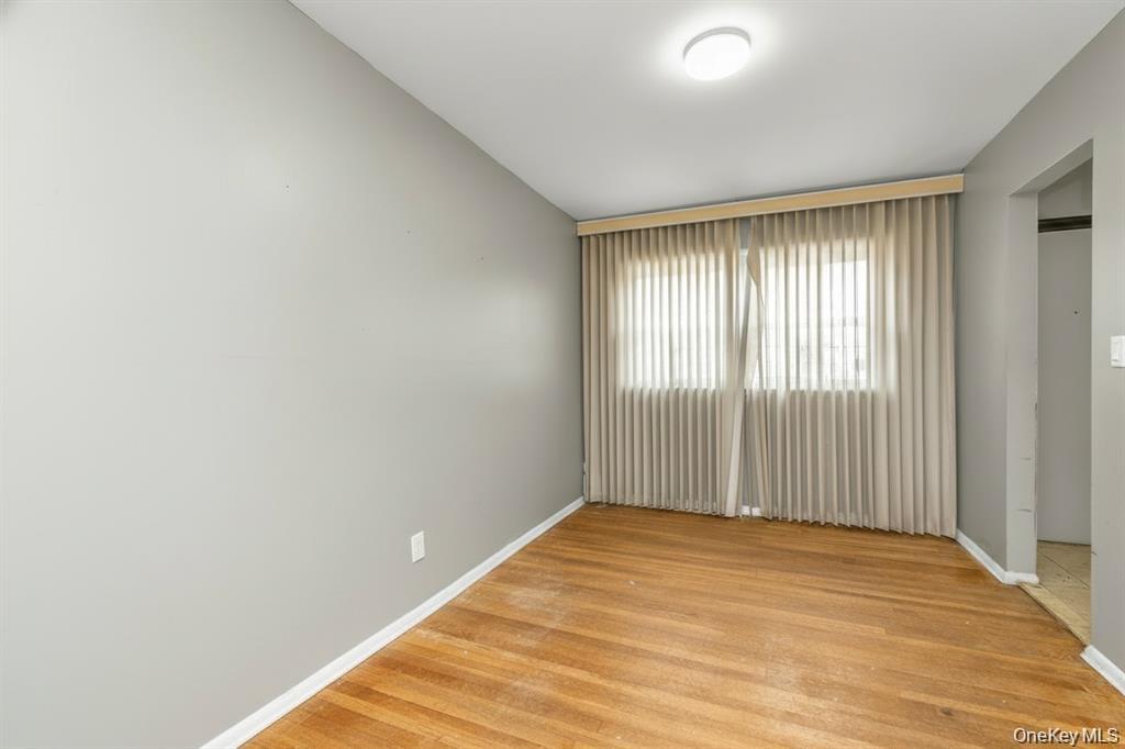 11721 Francis Lewis Boulevard Property Photo 6