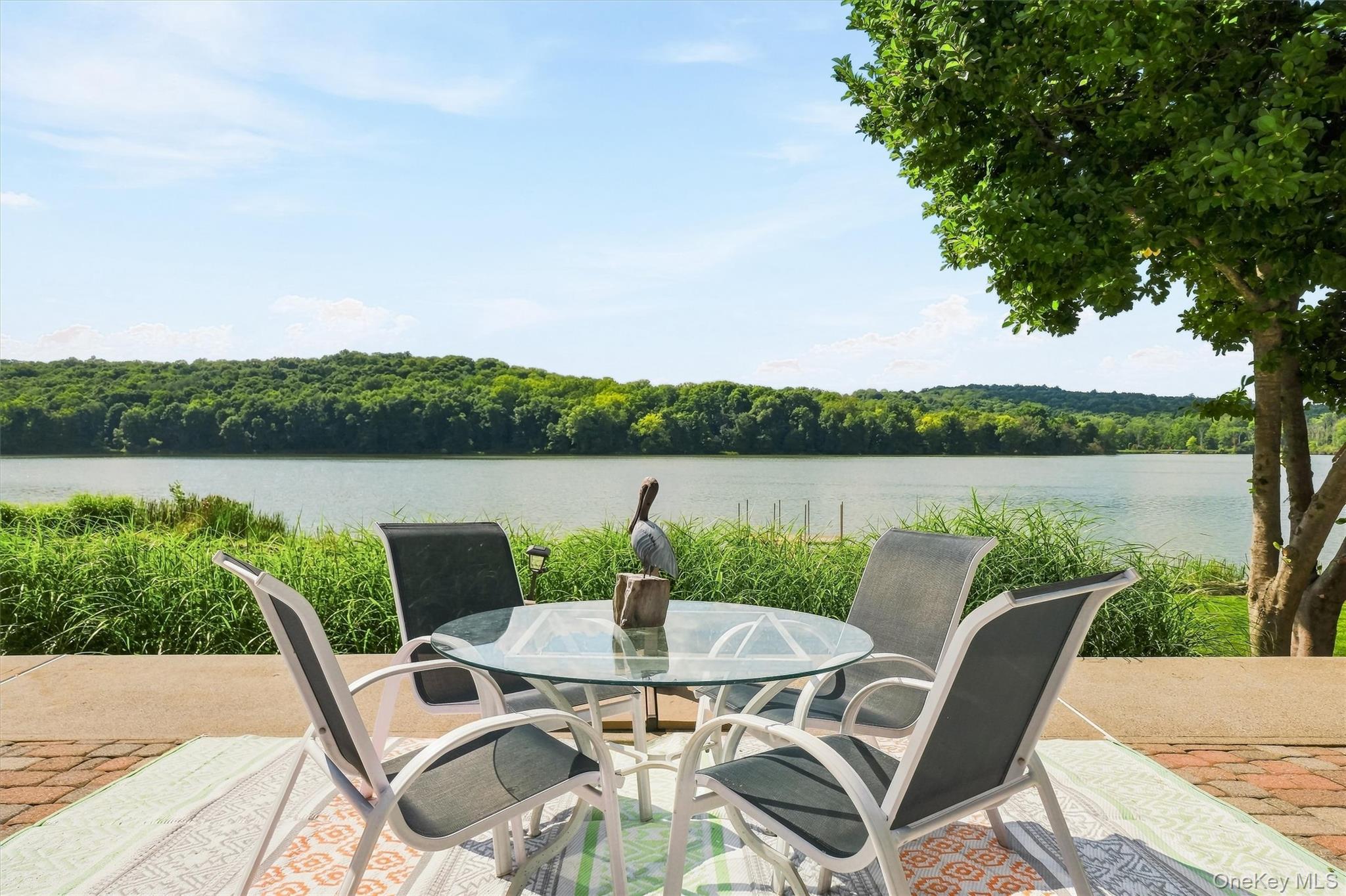 38 Shore Drive Property Photo 6