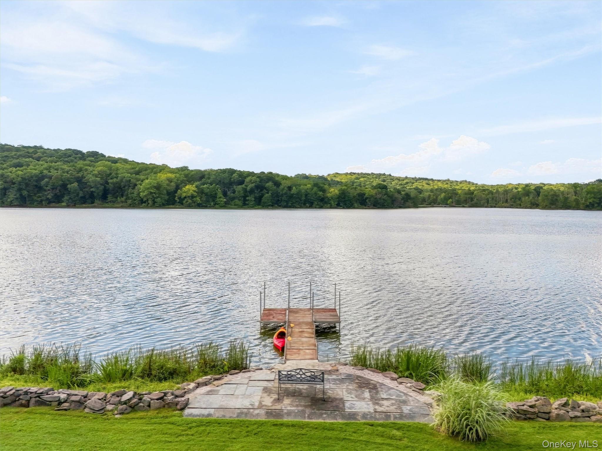 38 Shore Drive Property Photo 7