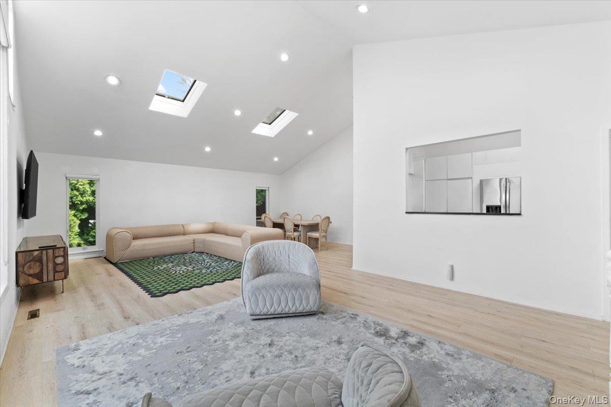 15 Church Street Property Photo 7