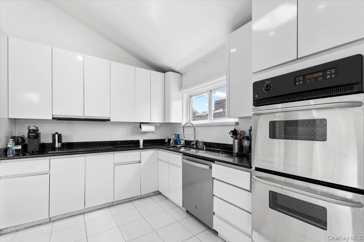 15 Church Street Property Photo 14