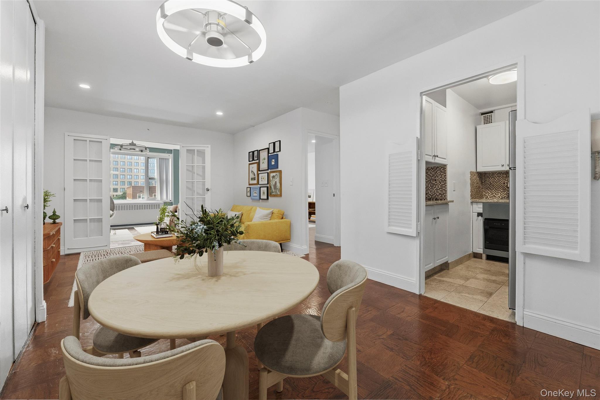 16 Lake Street 7j Property Photo 3
