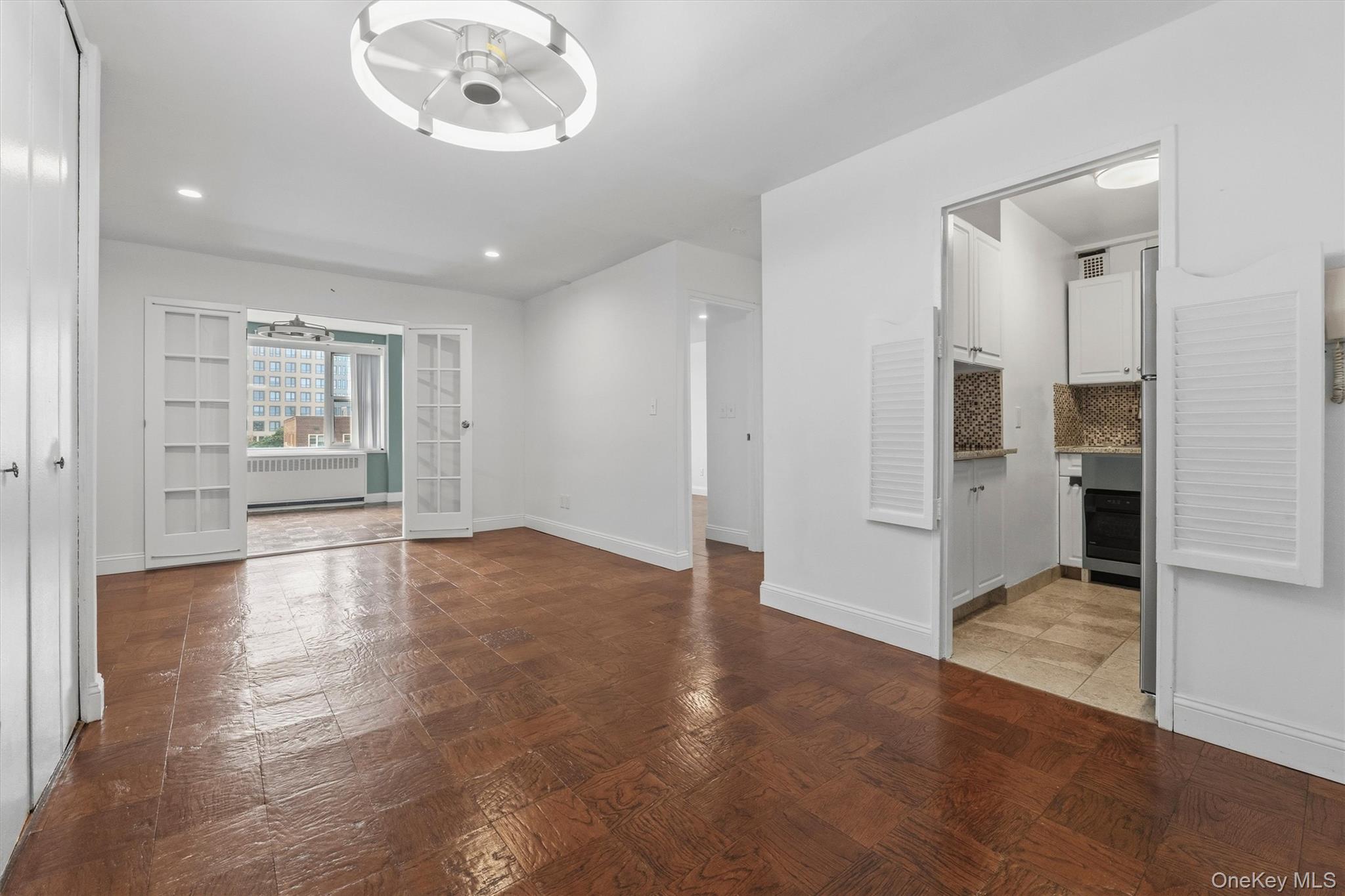 16 Lake Street 7j Property Photo 4