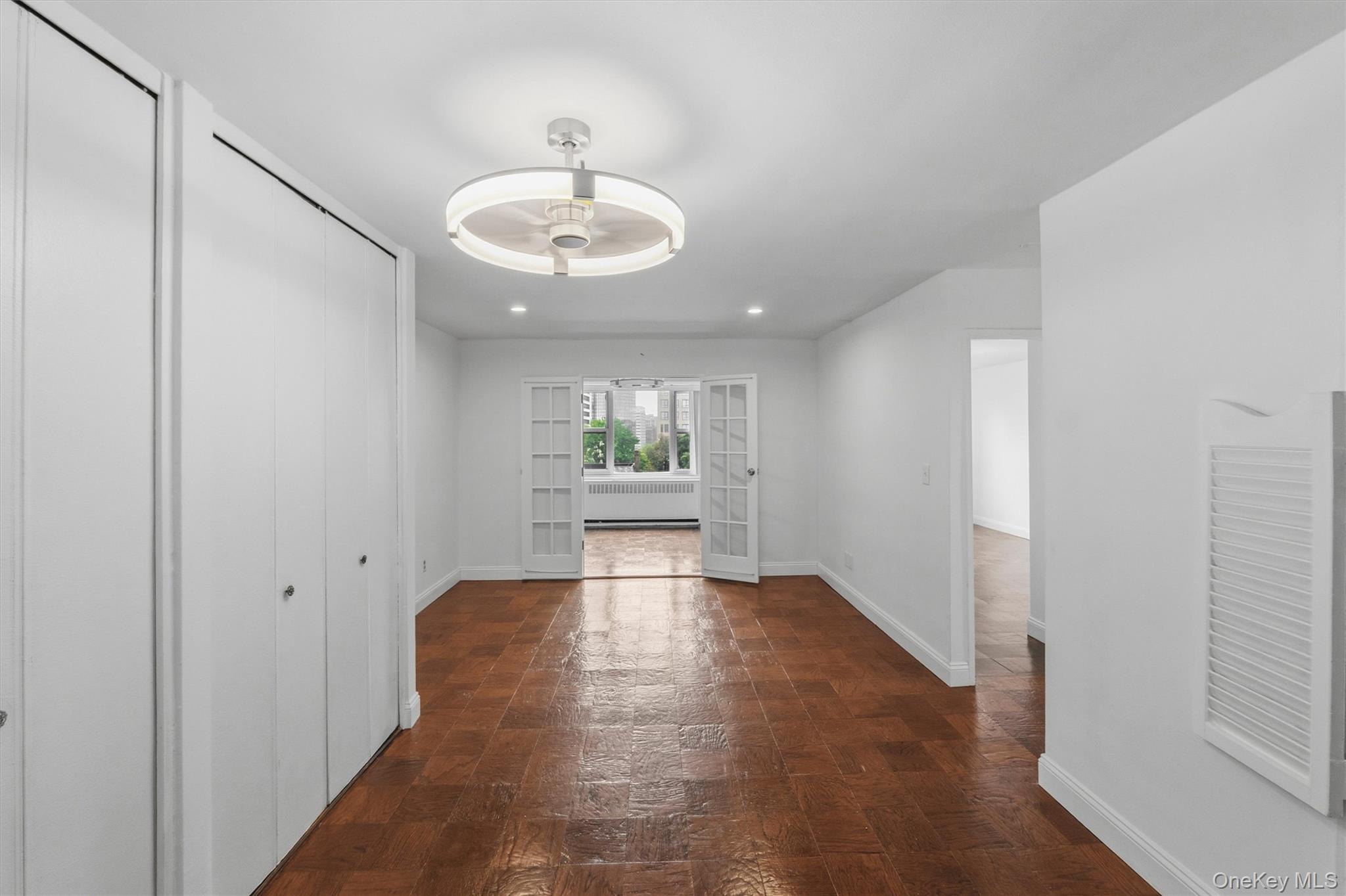 16 Lake Street 7j Property Photo 5