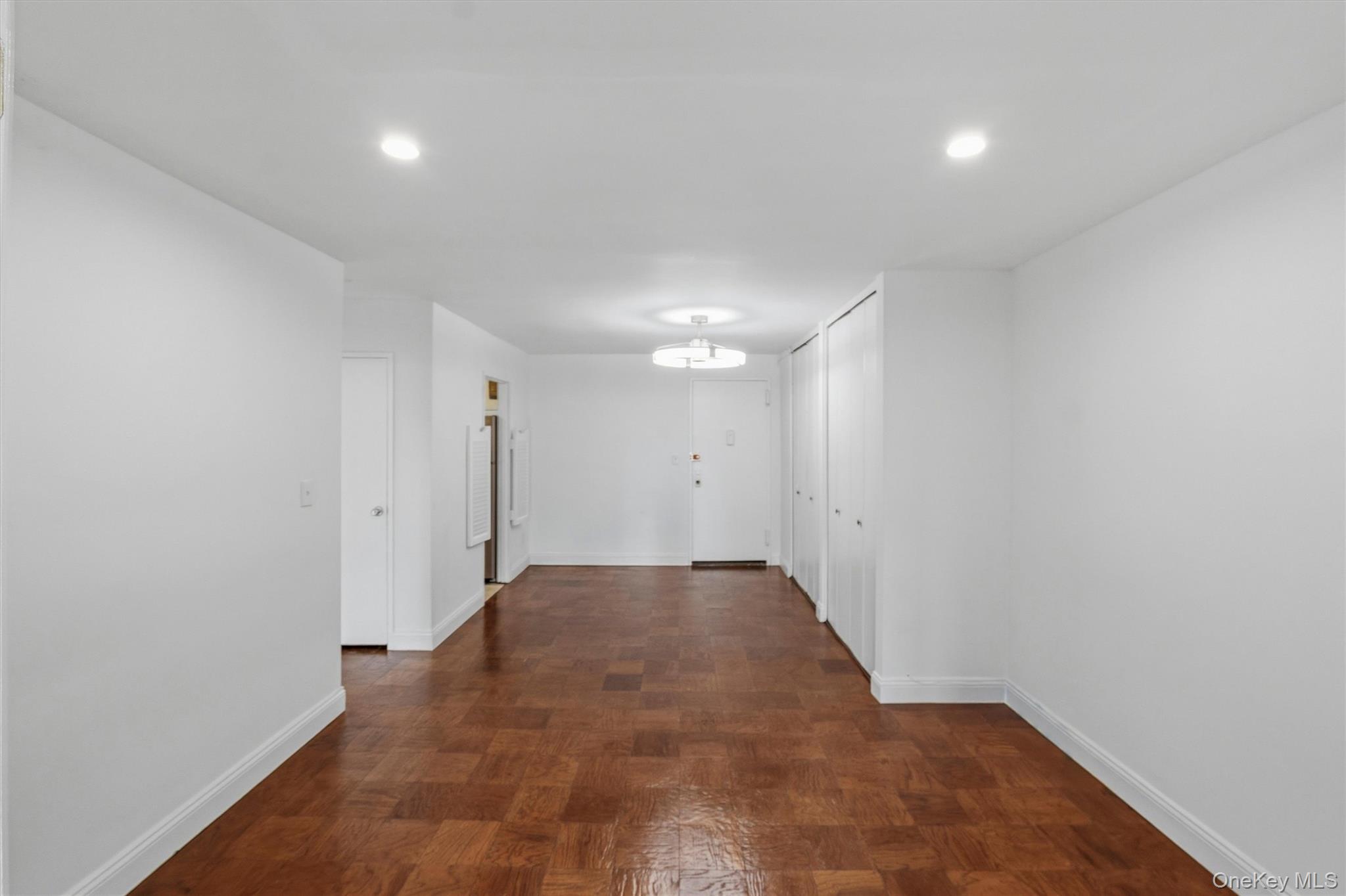 16 Lake Street 7j Property Photo 7