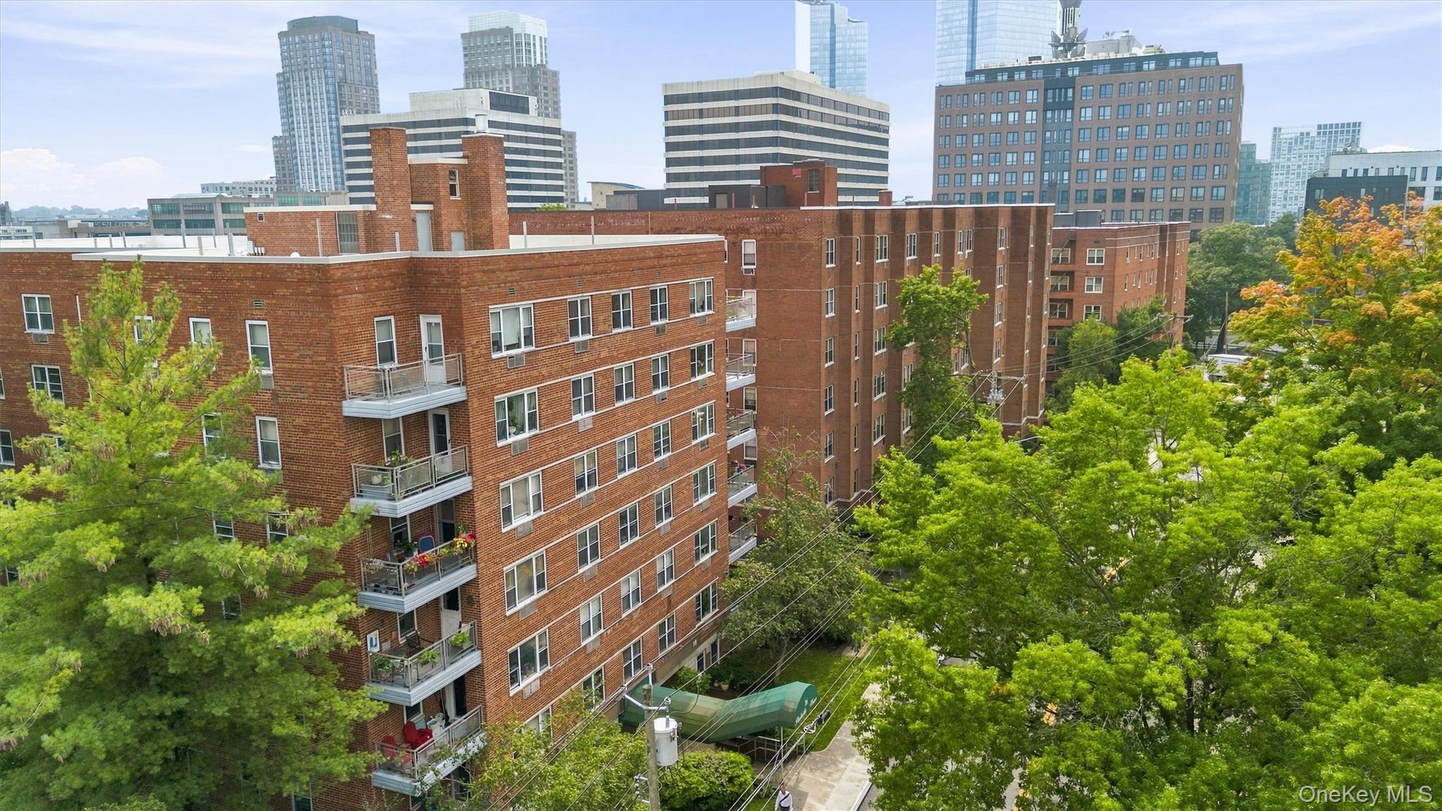 16 Lake Street 7j Property Photo 28