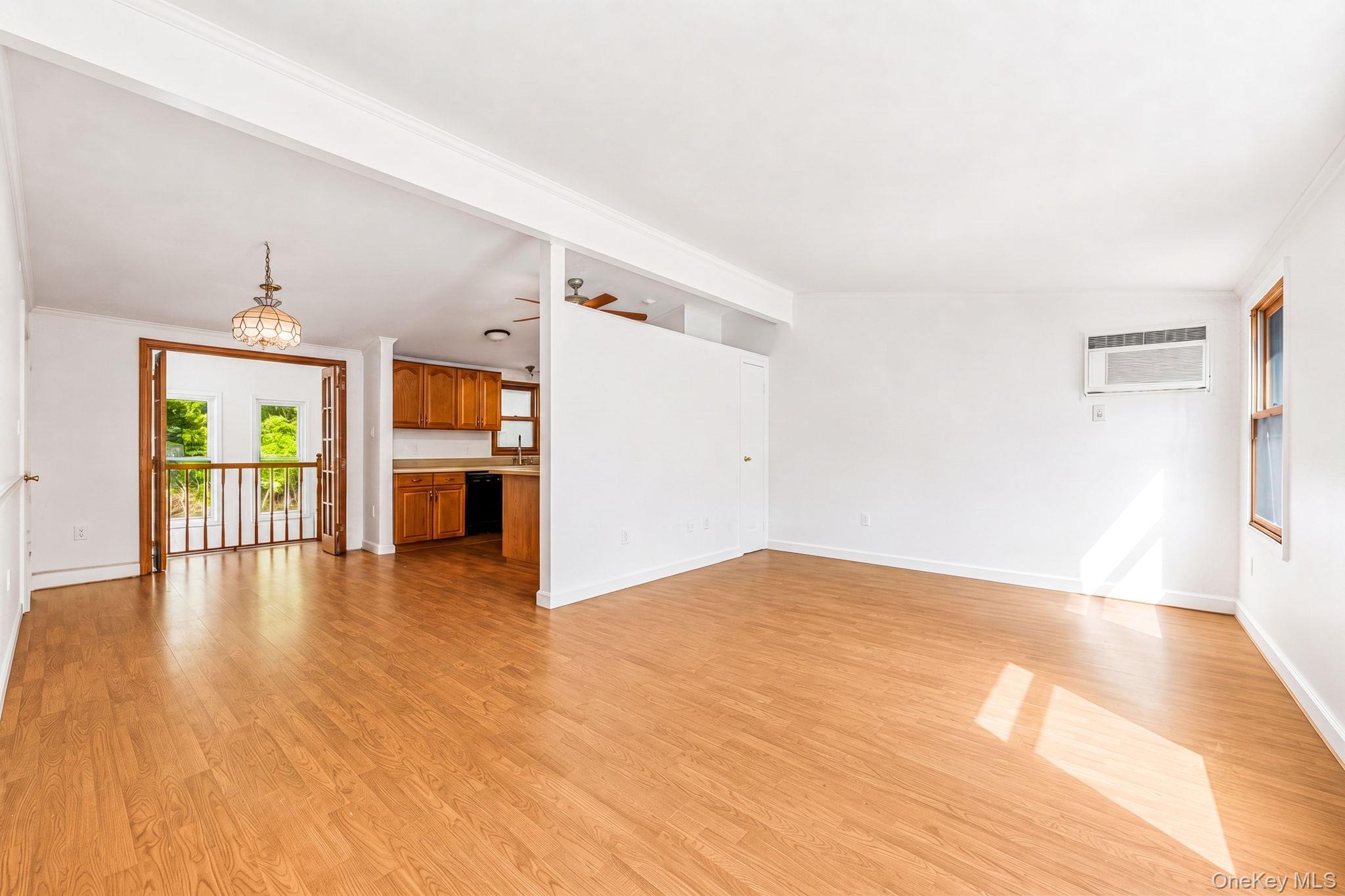 2356 Walnut Avenue Property Photo 2