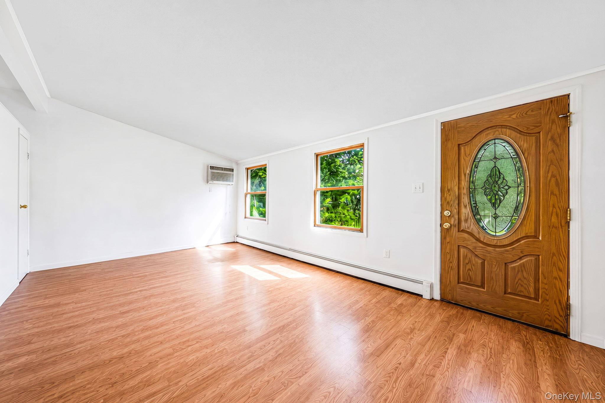 2356 Walnut Avenue Property Photo 3