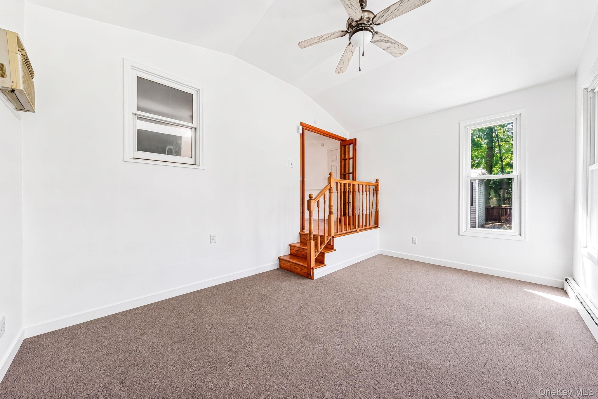 2356 Walnut Avenue Property Photo 9