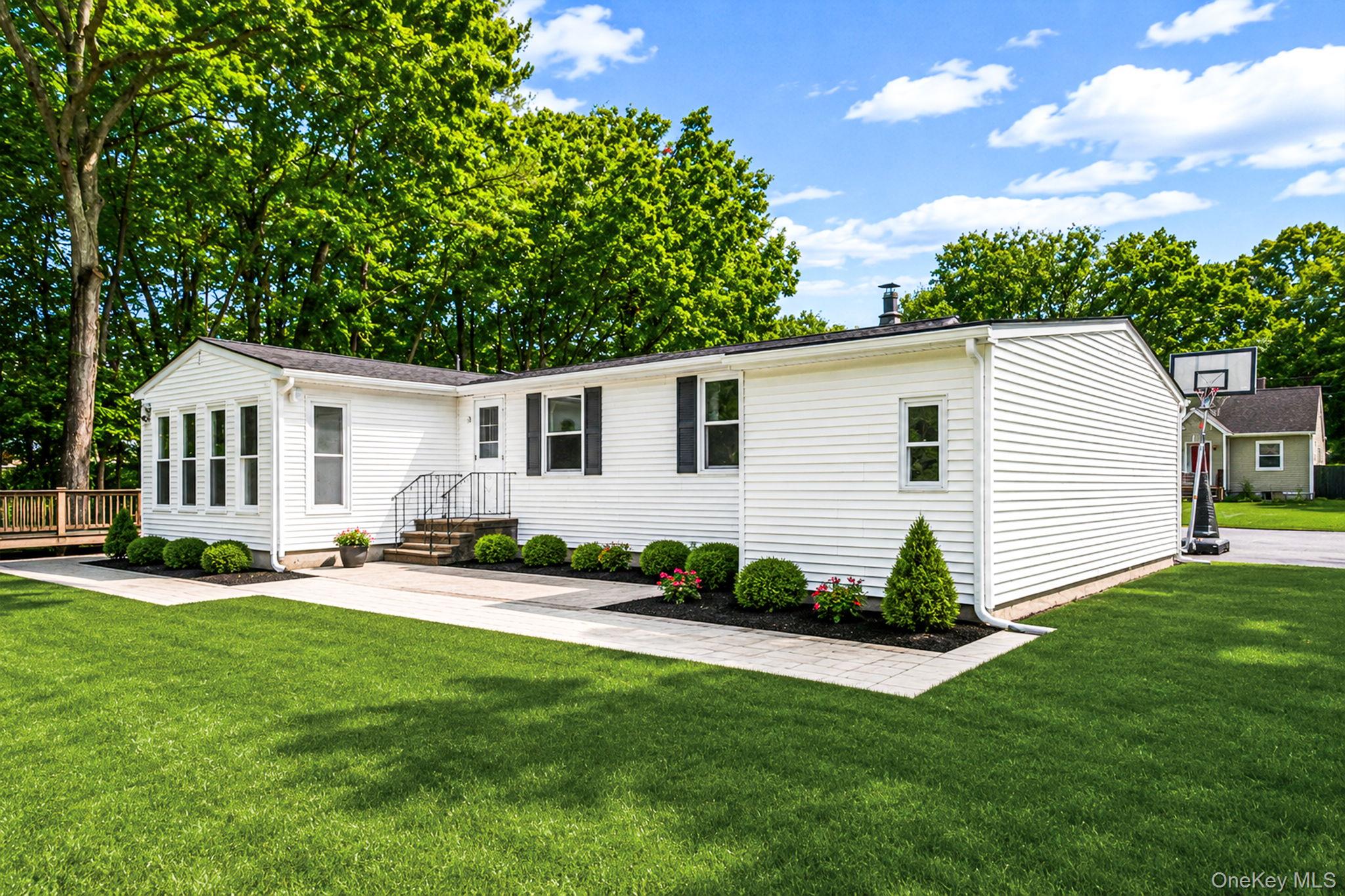 2356 Walnut Avenue Property Photo 18