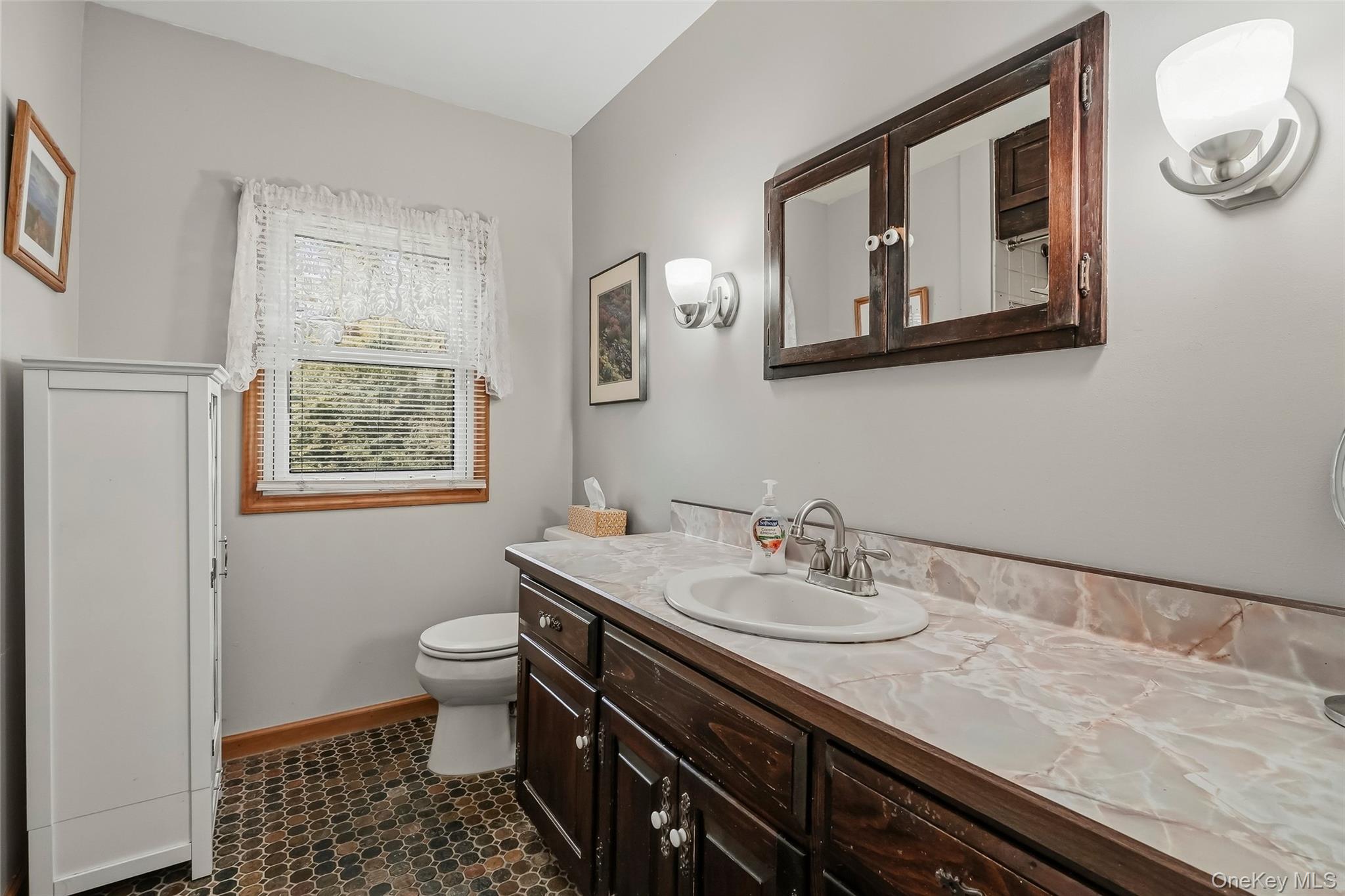 929 Freedom Plains Road Property Photo 19