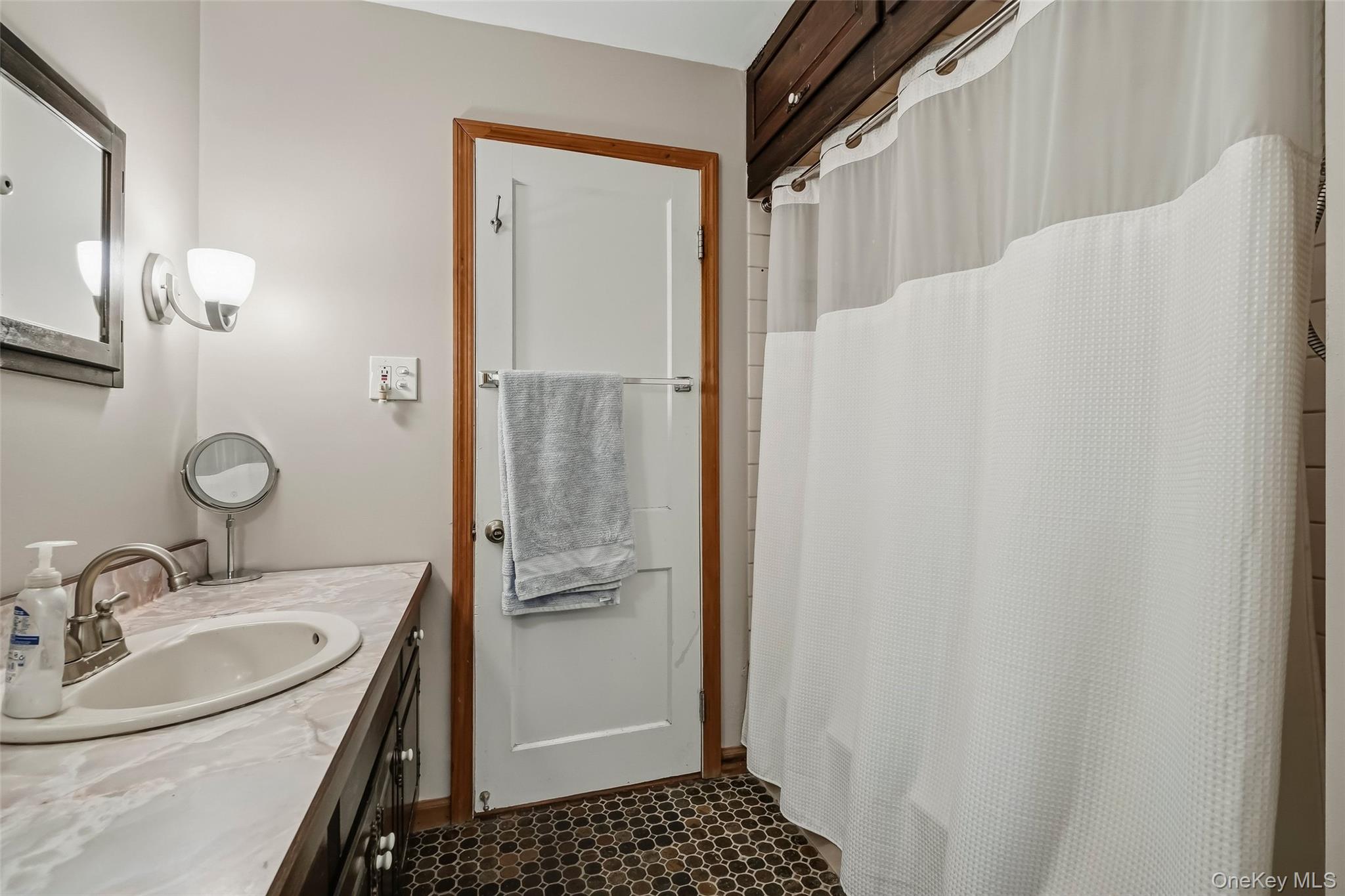 929 Freedom Plains Road Property Photo 20